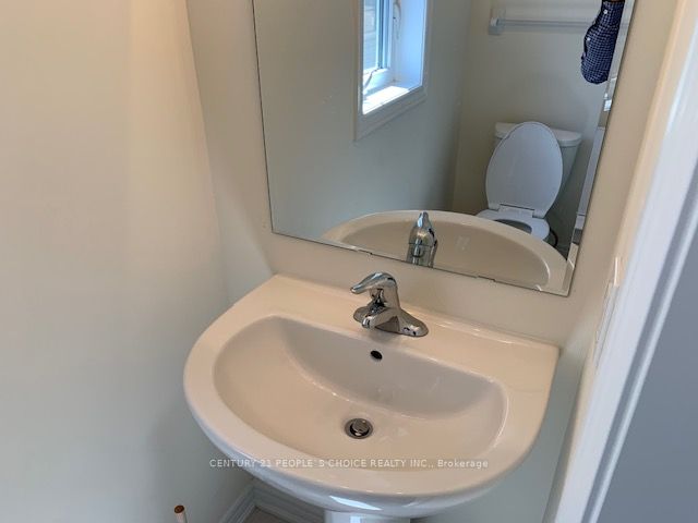 419 Black Cherry Crescent Property Photo 19