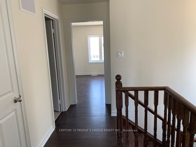 419 Black Cherry Crescent Property Photo 27