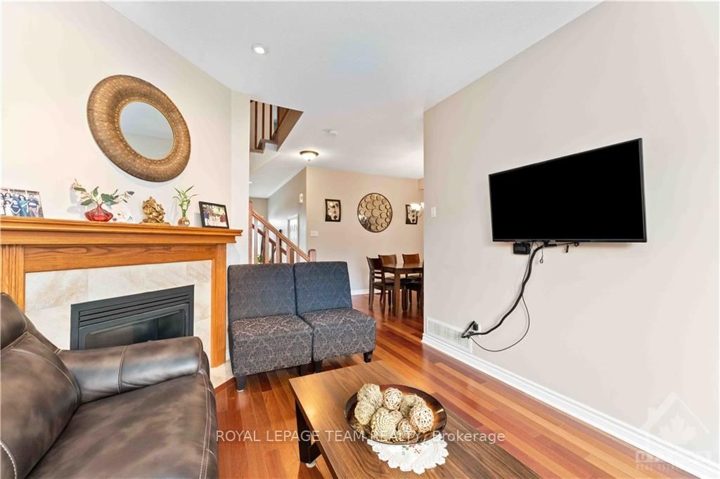 112 Furness Way Property Photo 9