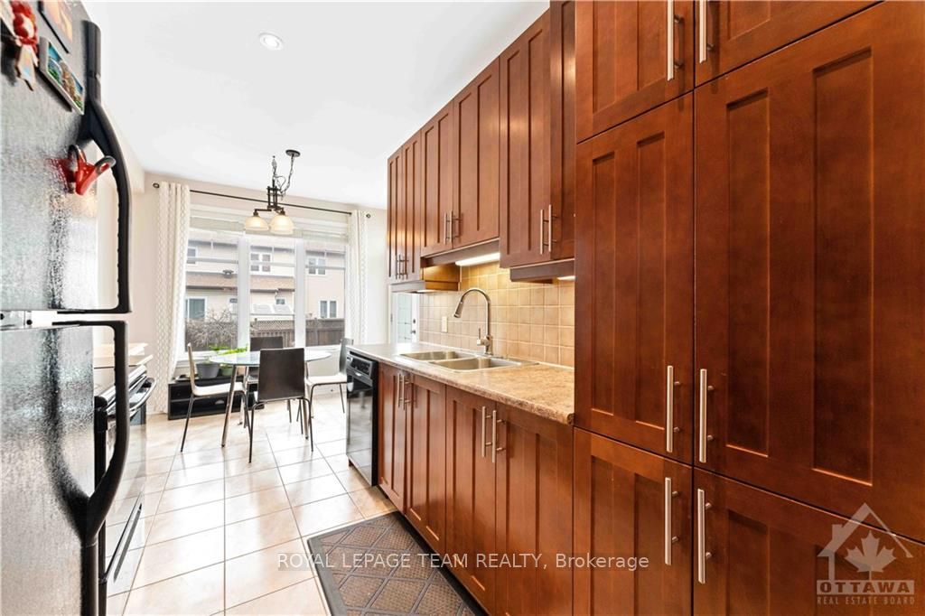 112 Furness Way Property Photo 13