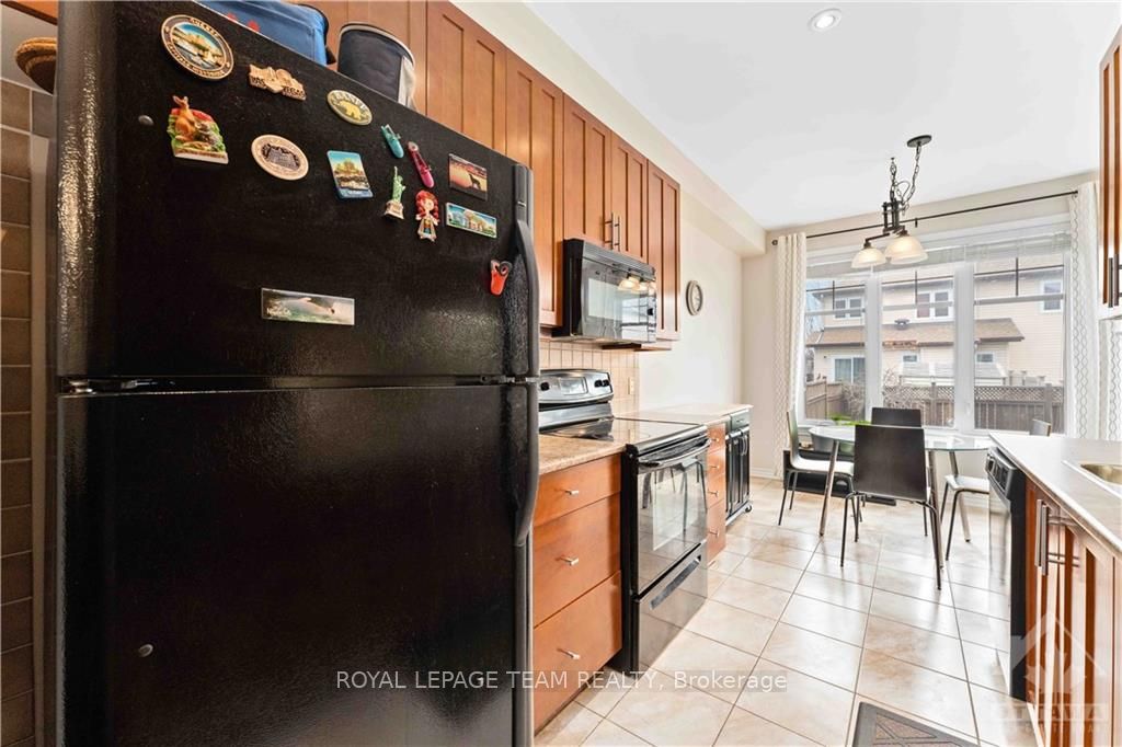 112 Furness Way Property Photo 14