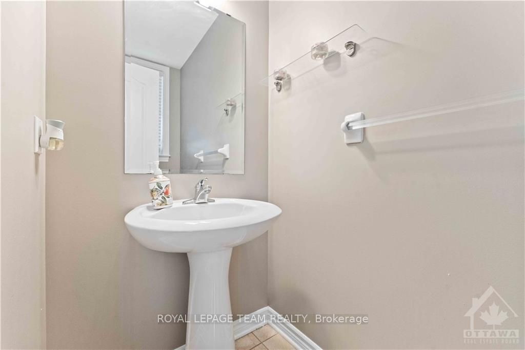 112 Furness Way Property Photo 17