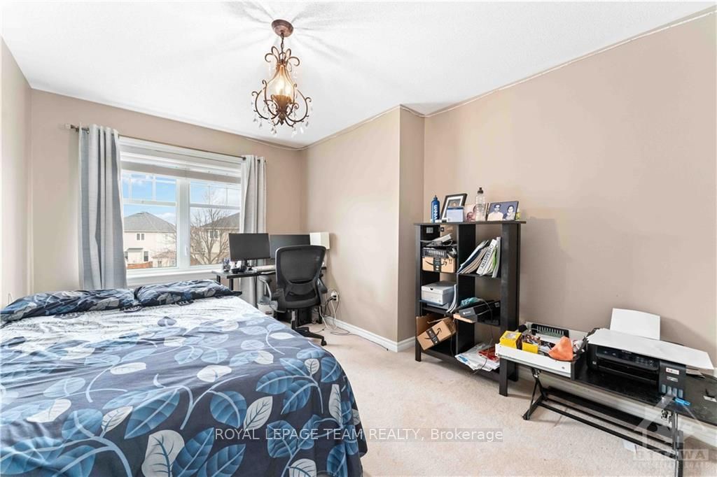 112 Furness Way Property Photo 26