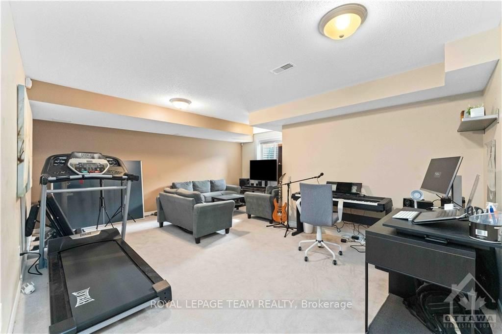 112 Furness Way Property Photo 27