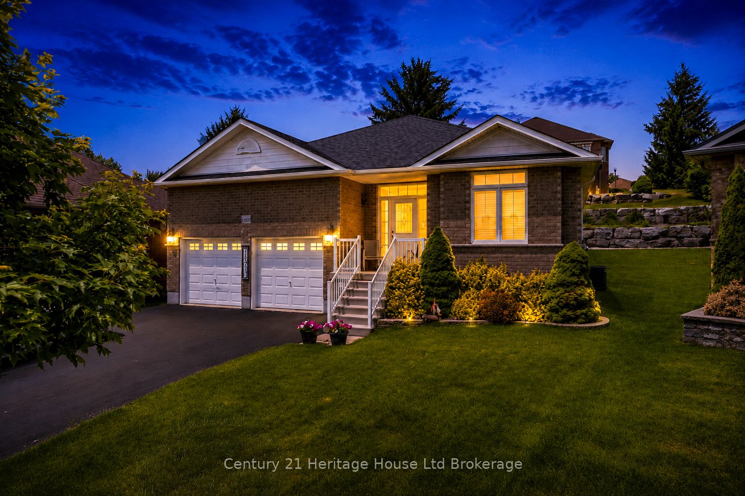 619 Fox Hollow Court Property Photo 2