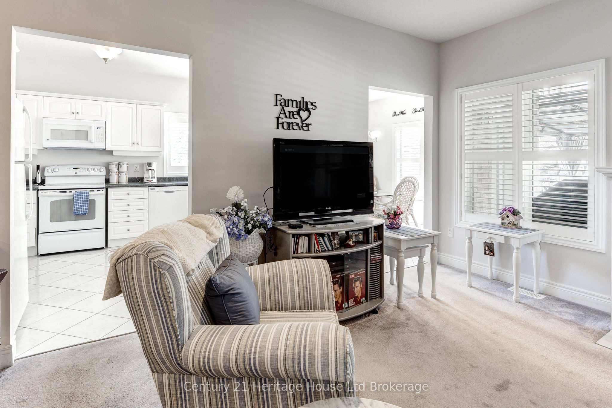 619 Fox Hollow Court Property Photo 22