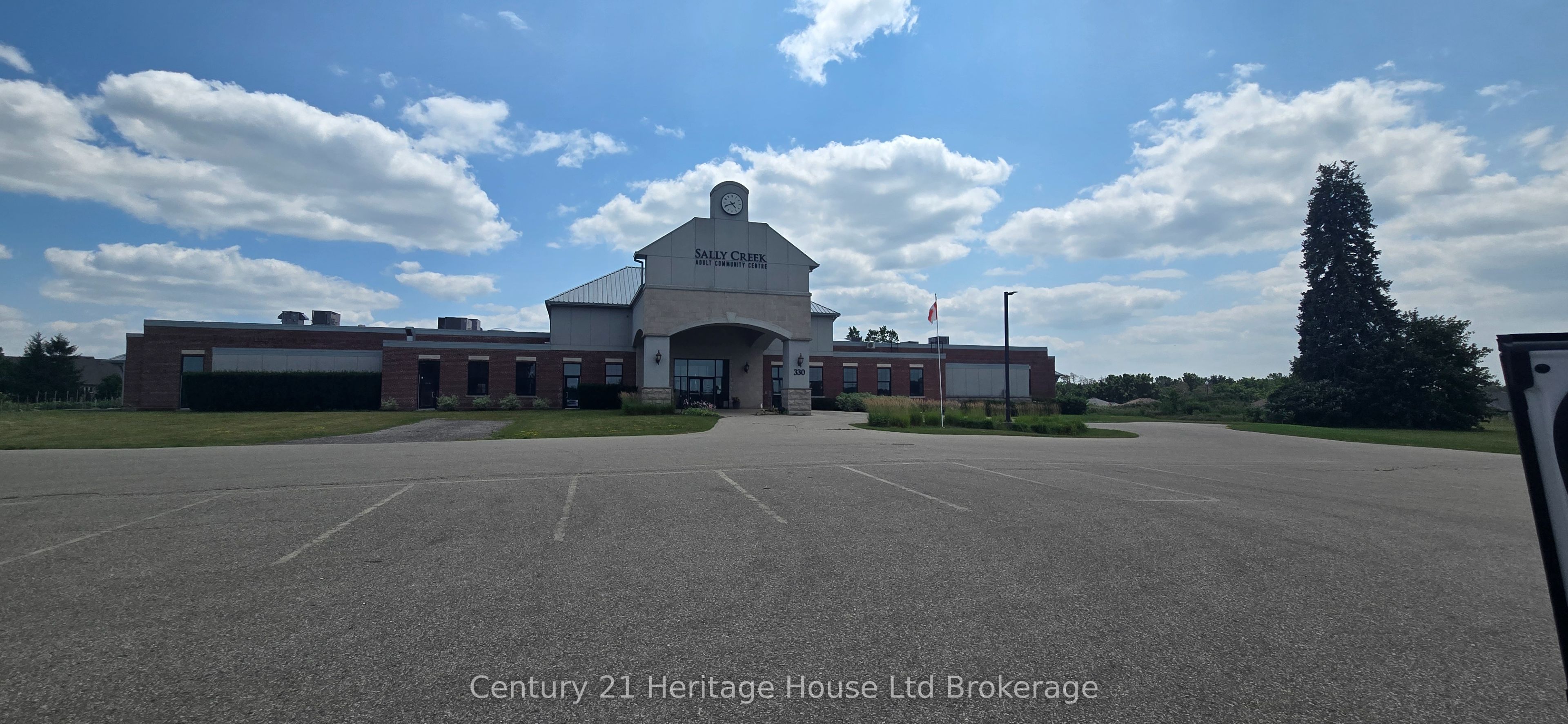 619 Fox Hollow Court Property Photo 49