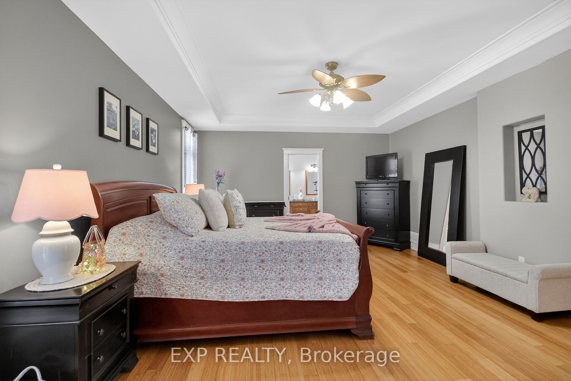 6715 Suncrest Drive Property Photo 16
