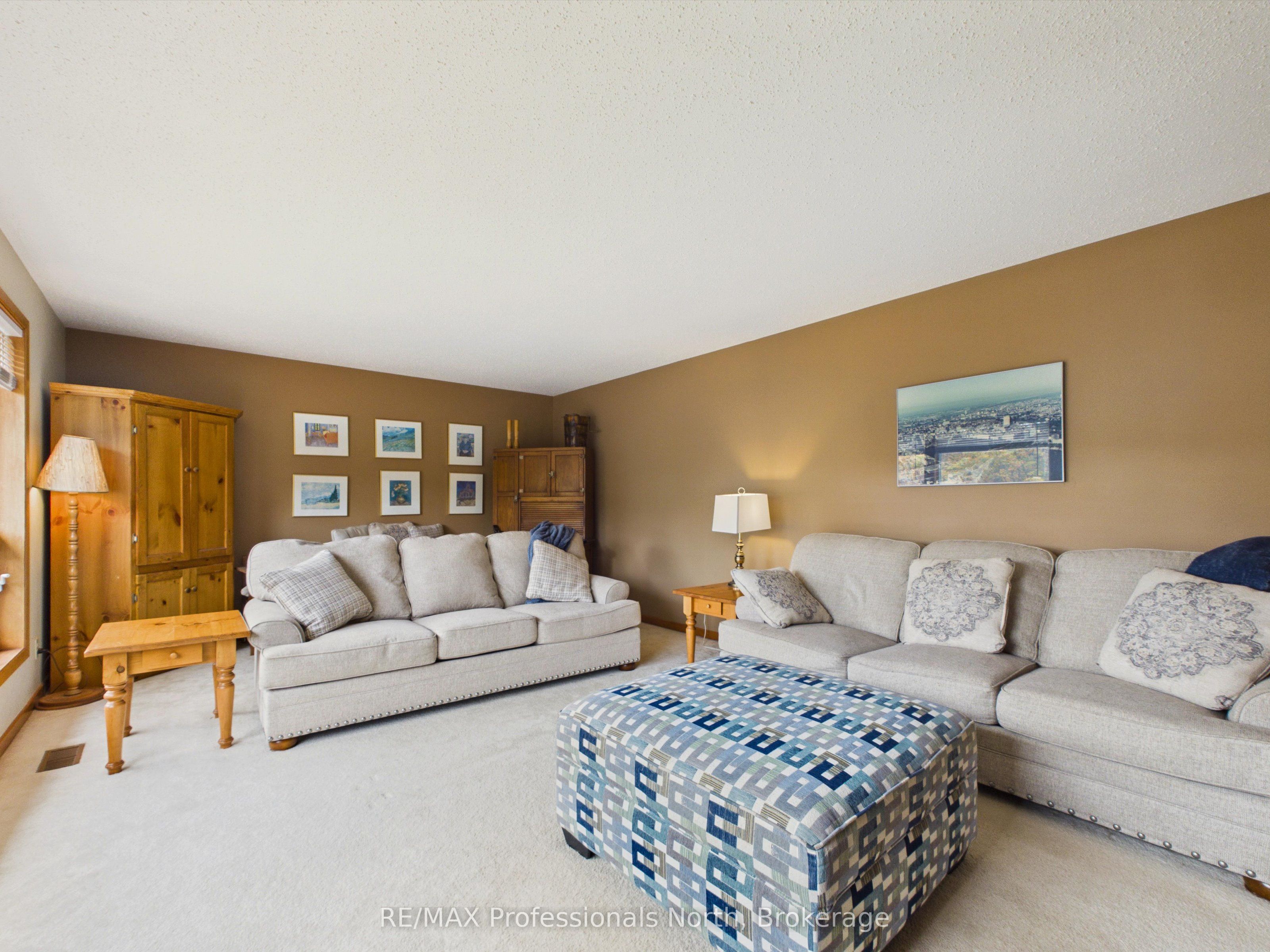 1 Crestview Drive Property Photo 5