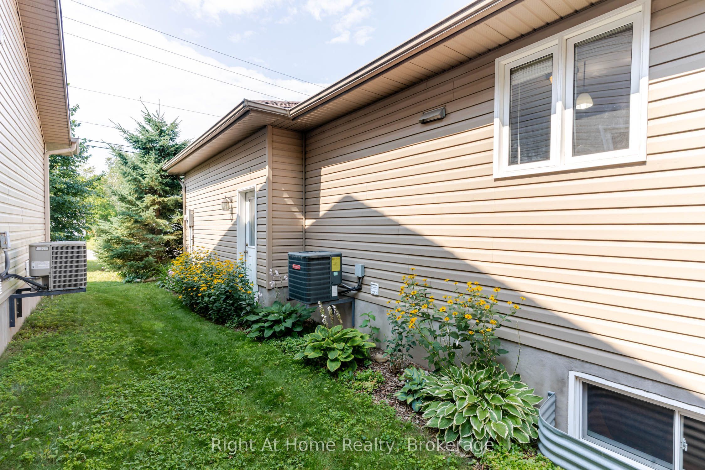 191 Harold Street Property Photo 3