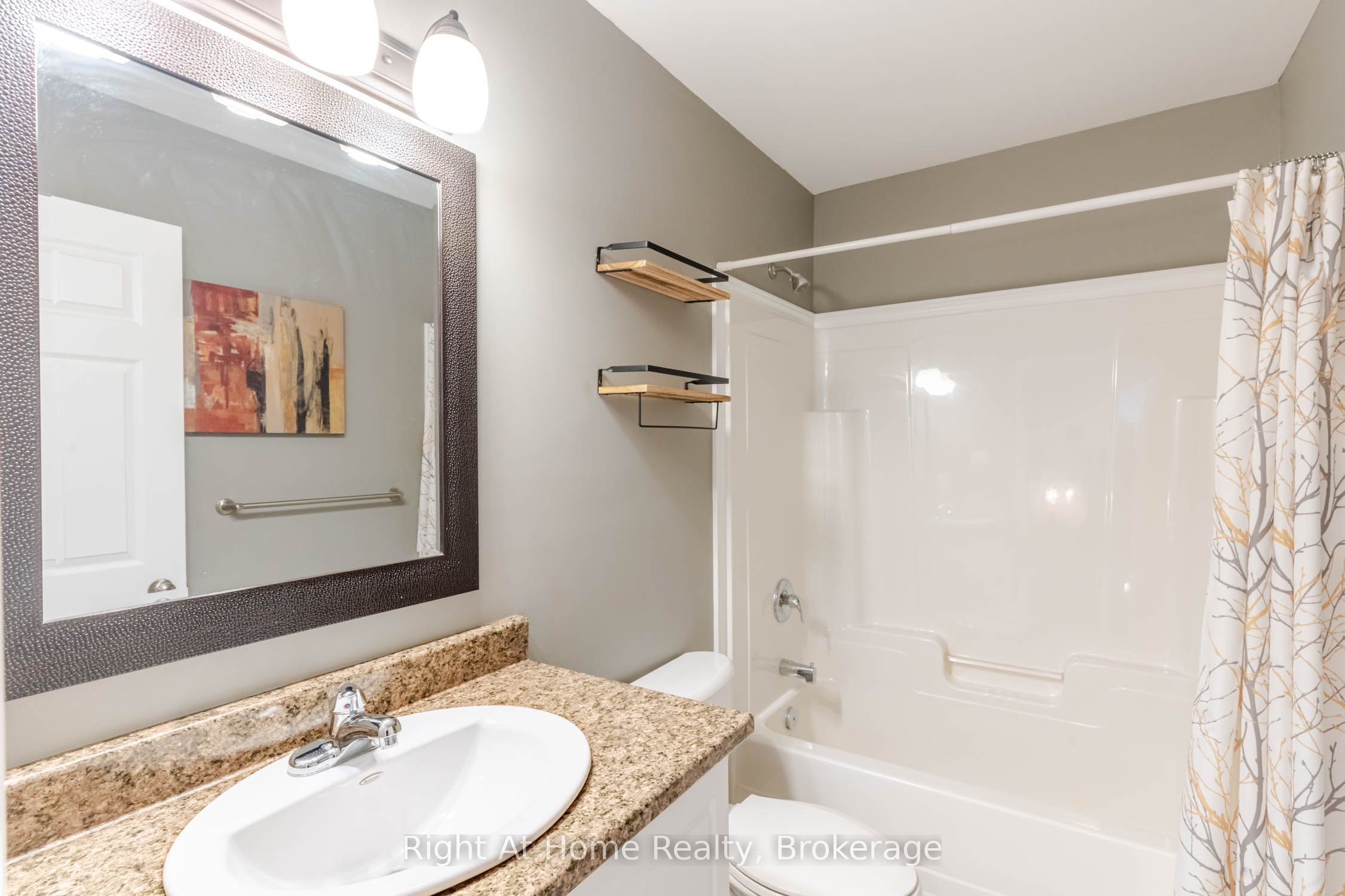 191 Harold Street Property Photo 14