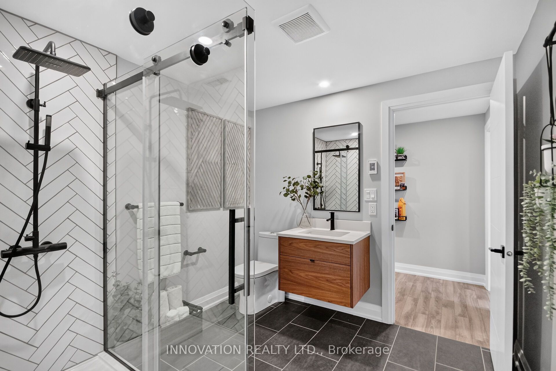 1810 Cedarlakes Way Property Photo 37