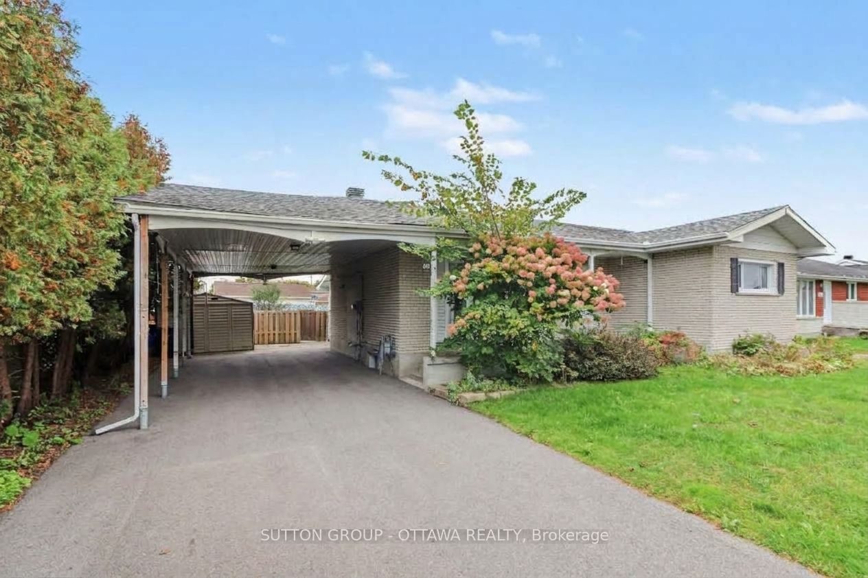 678 Rejane Crescent Property Photo 3