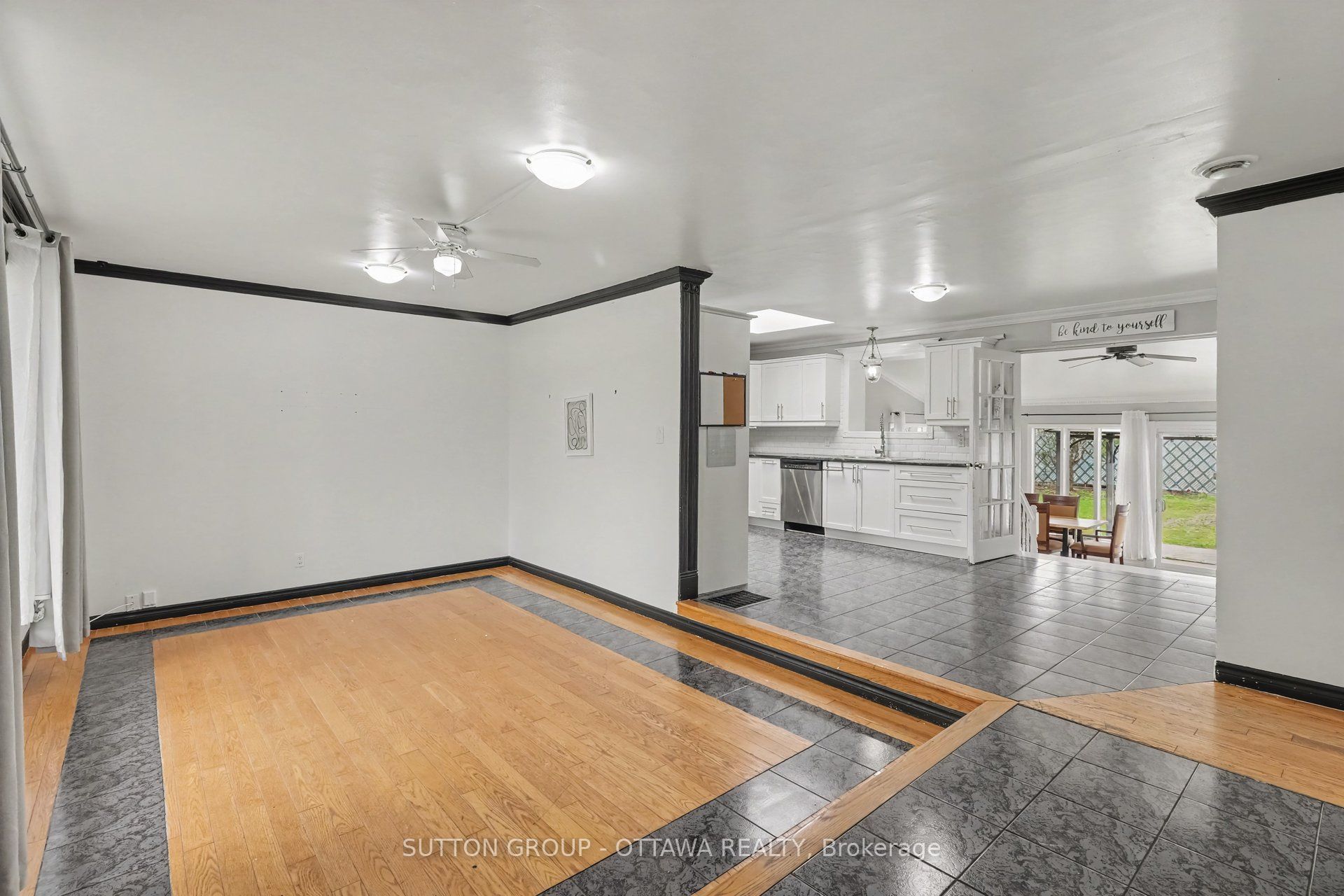678 Rejane Crescent Property Photo 5