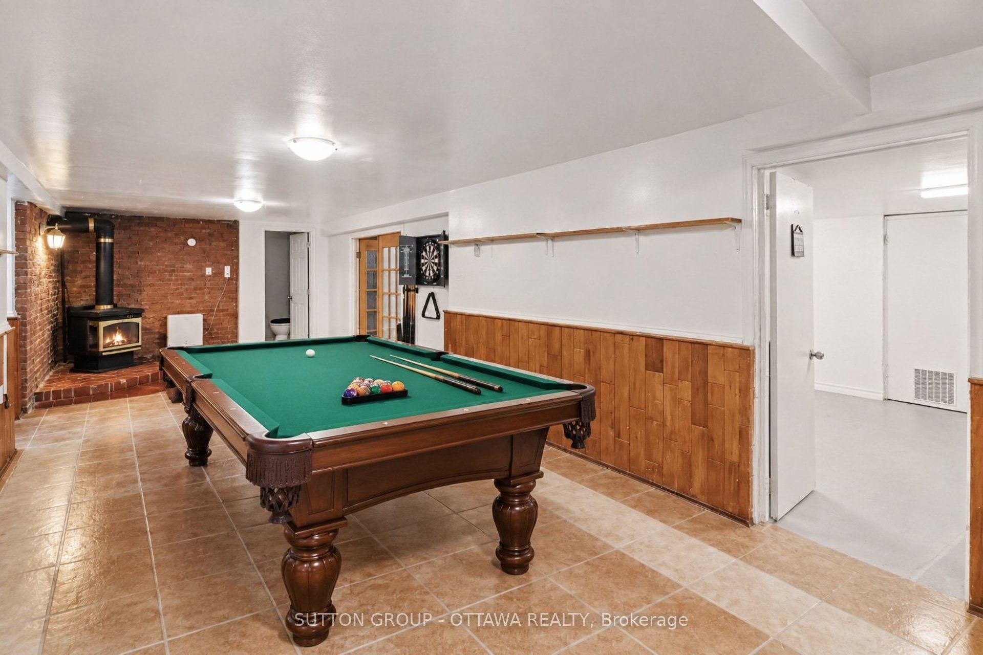 678 Rejane Crescent Property Photo 19