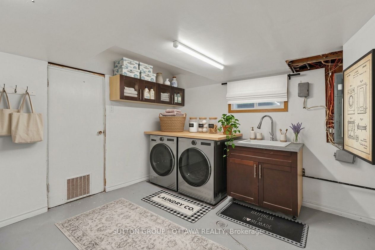 678 Rejane Crescent Property Photo 26