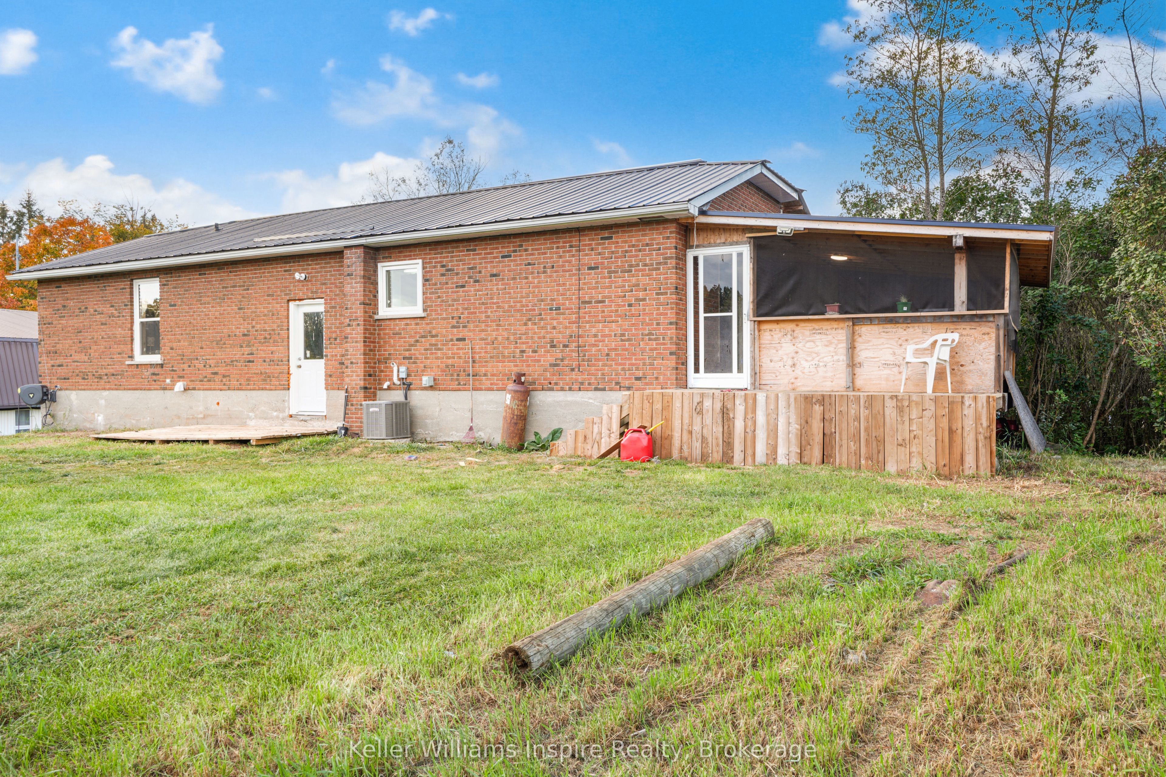 7437 A Hwy 620 Property Photo 18