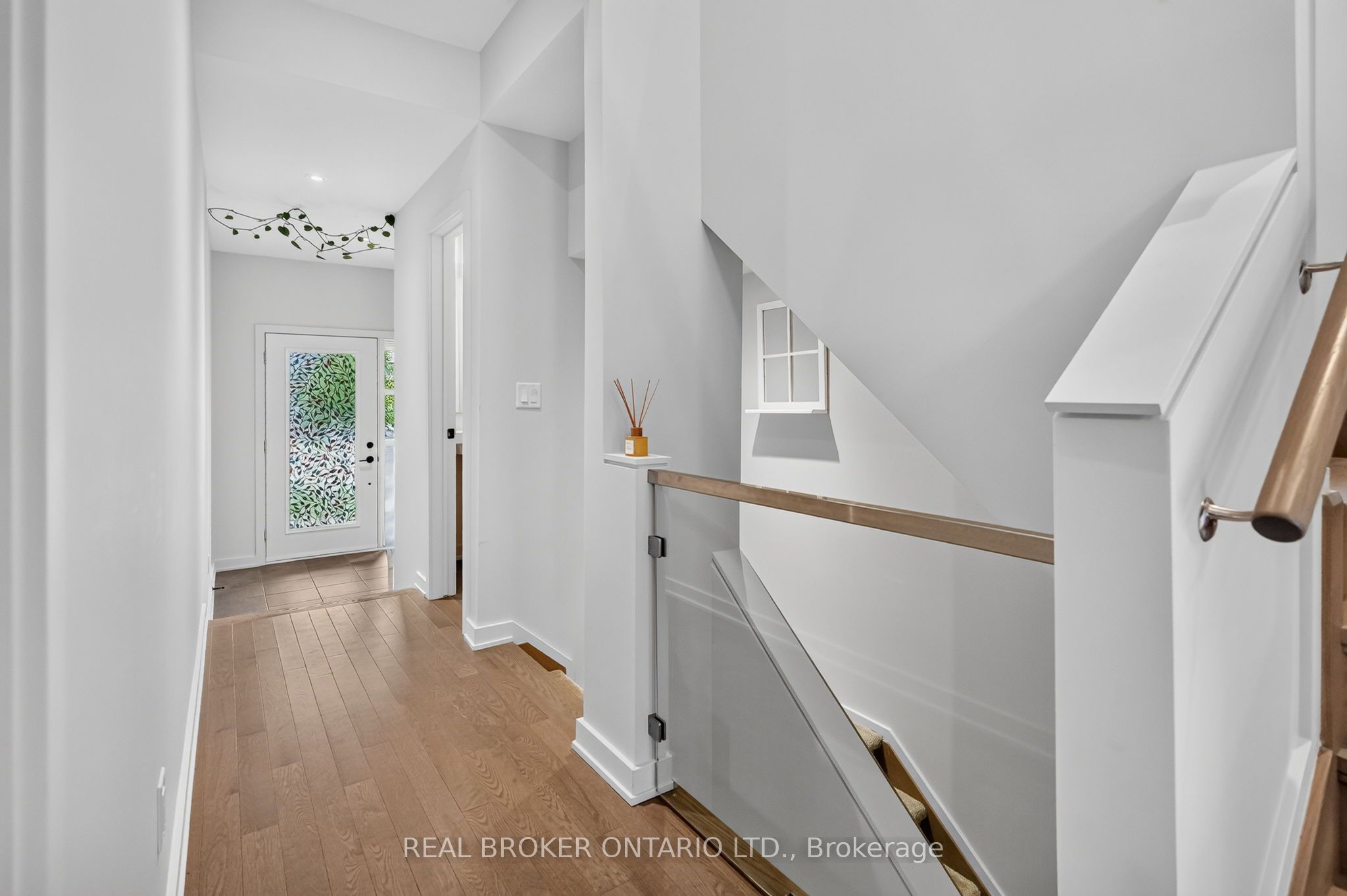 1071 Lunar Glow Crescent Property Photo 6