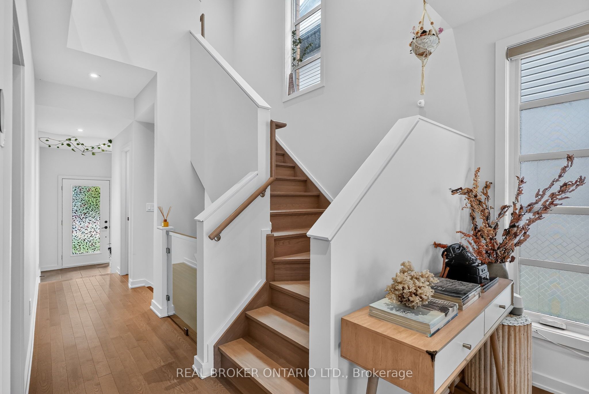 1071 Lunar Glow Crescent Property Photo 27