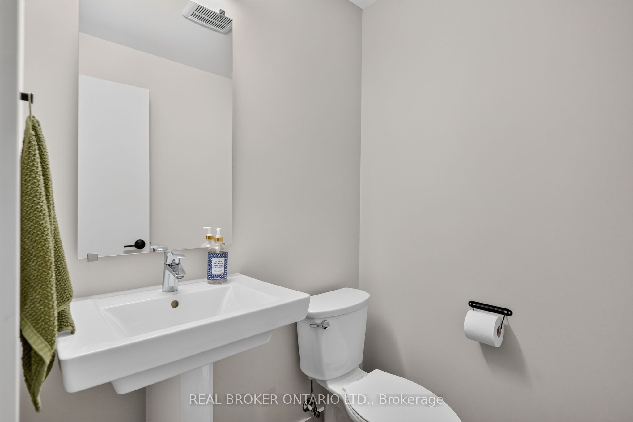 1071 Lunar Glow Crescent Property Photo 28