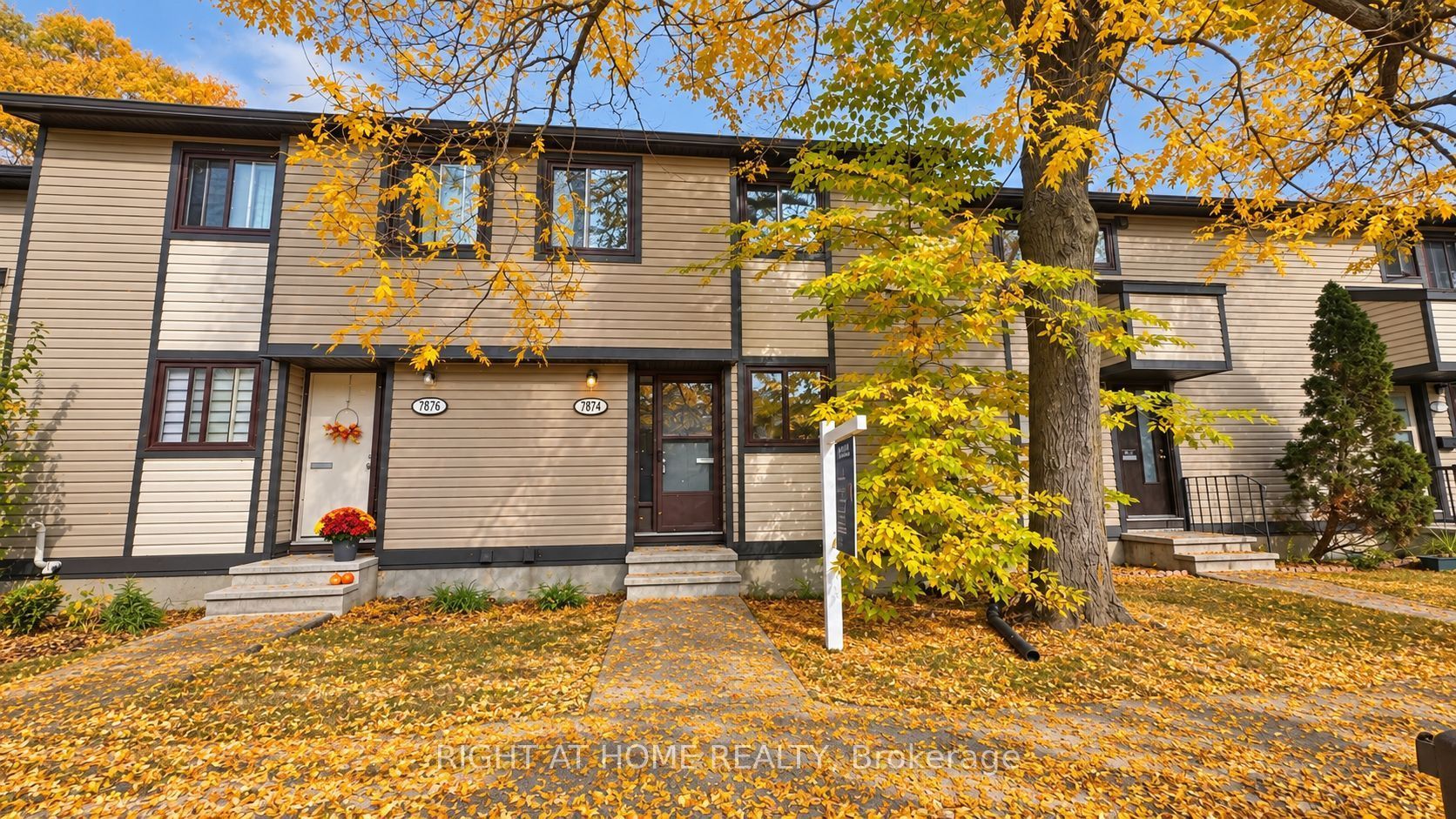 7874 Jeanne D'arc Boulevard 3