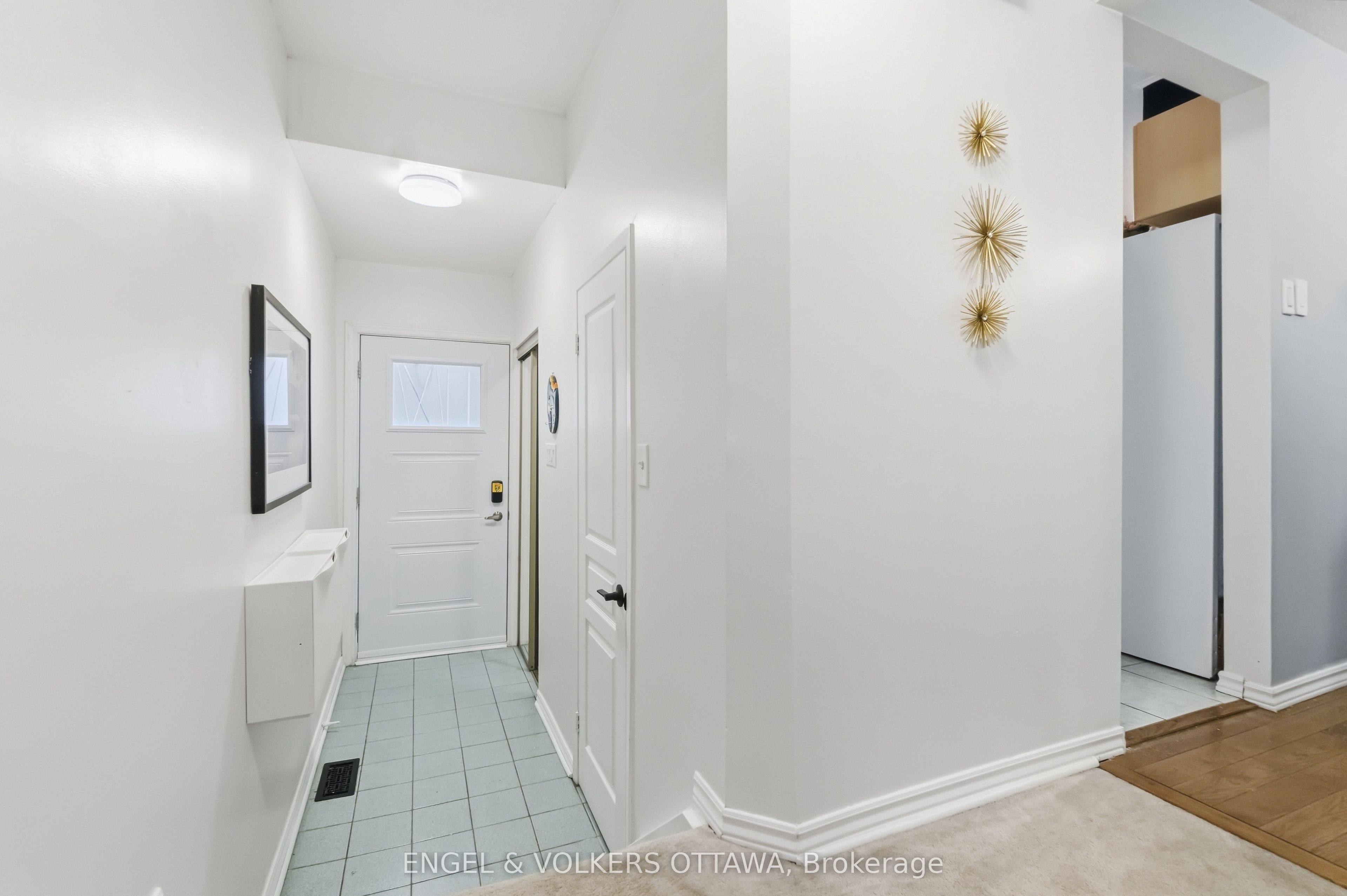 2 Bertona Street 18 Property Photo 6