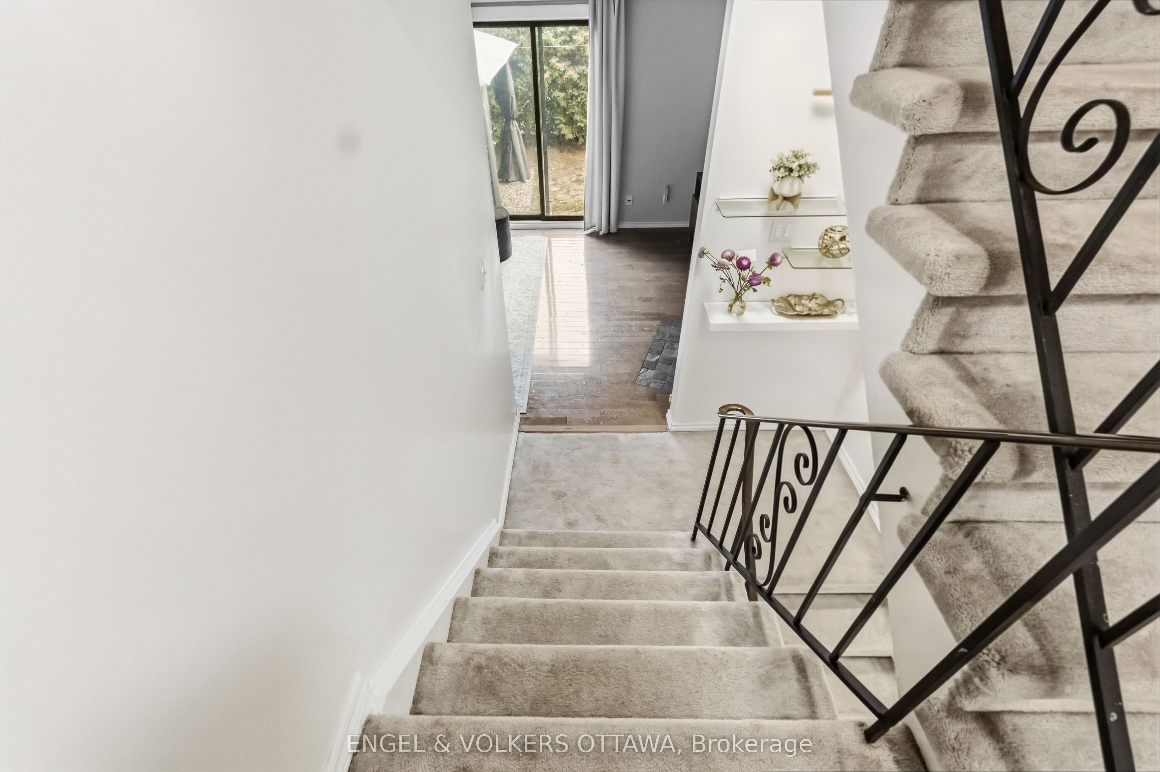 2 Bertona Street 18 Property Photo 8
