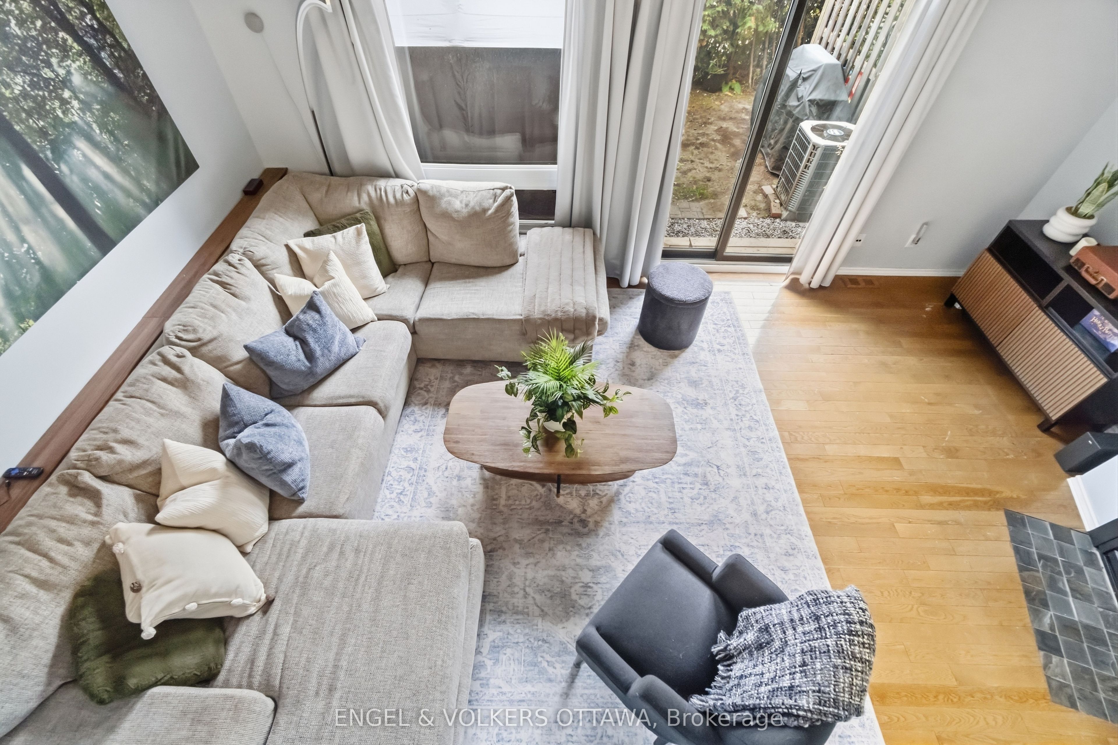 2 Bertona Street 18 Property Photo 15