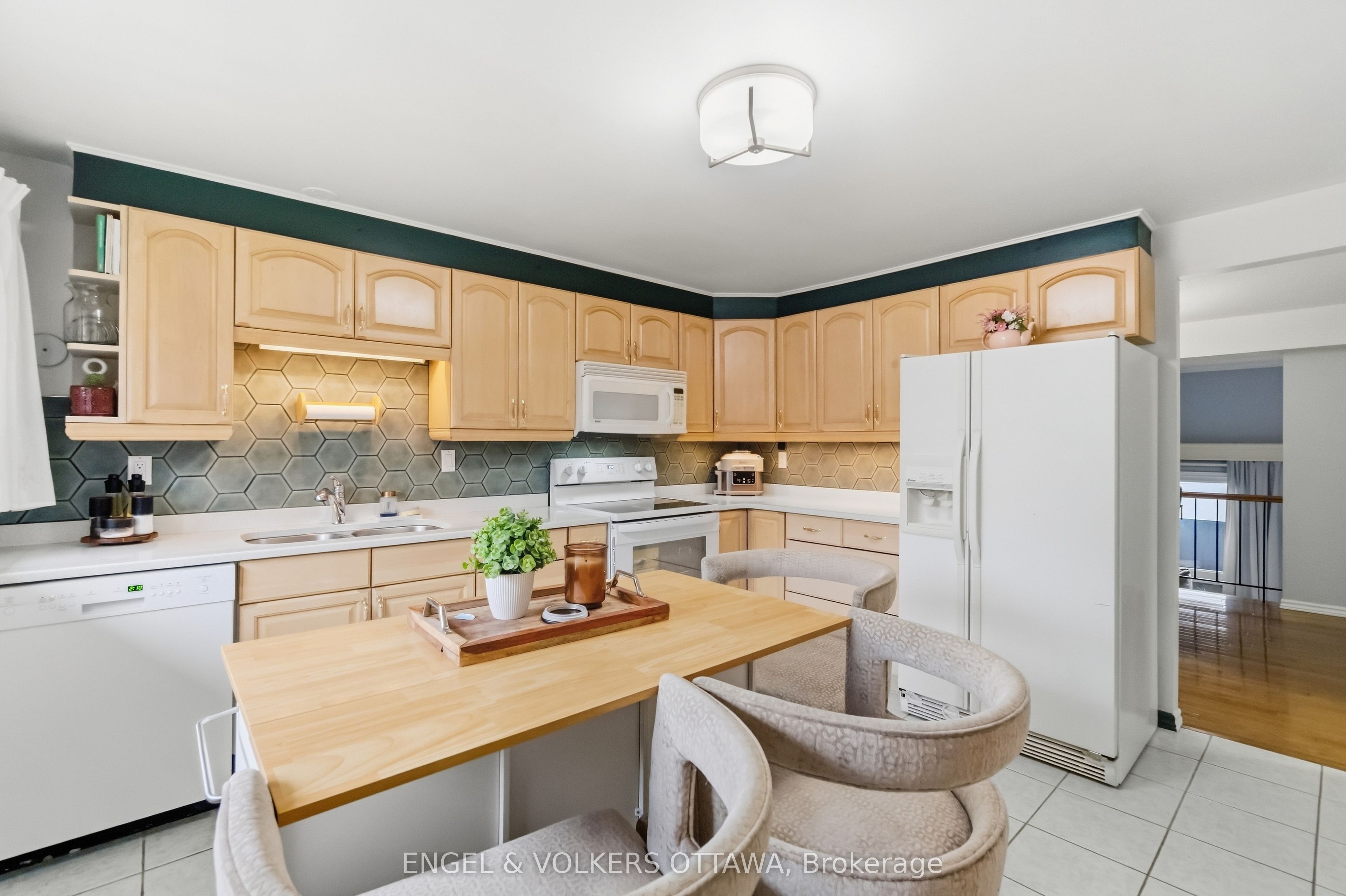 2 Bertona Street 18 Property Photo 18