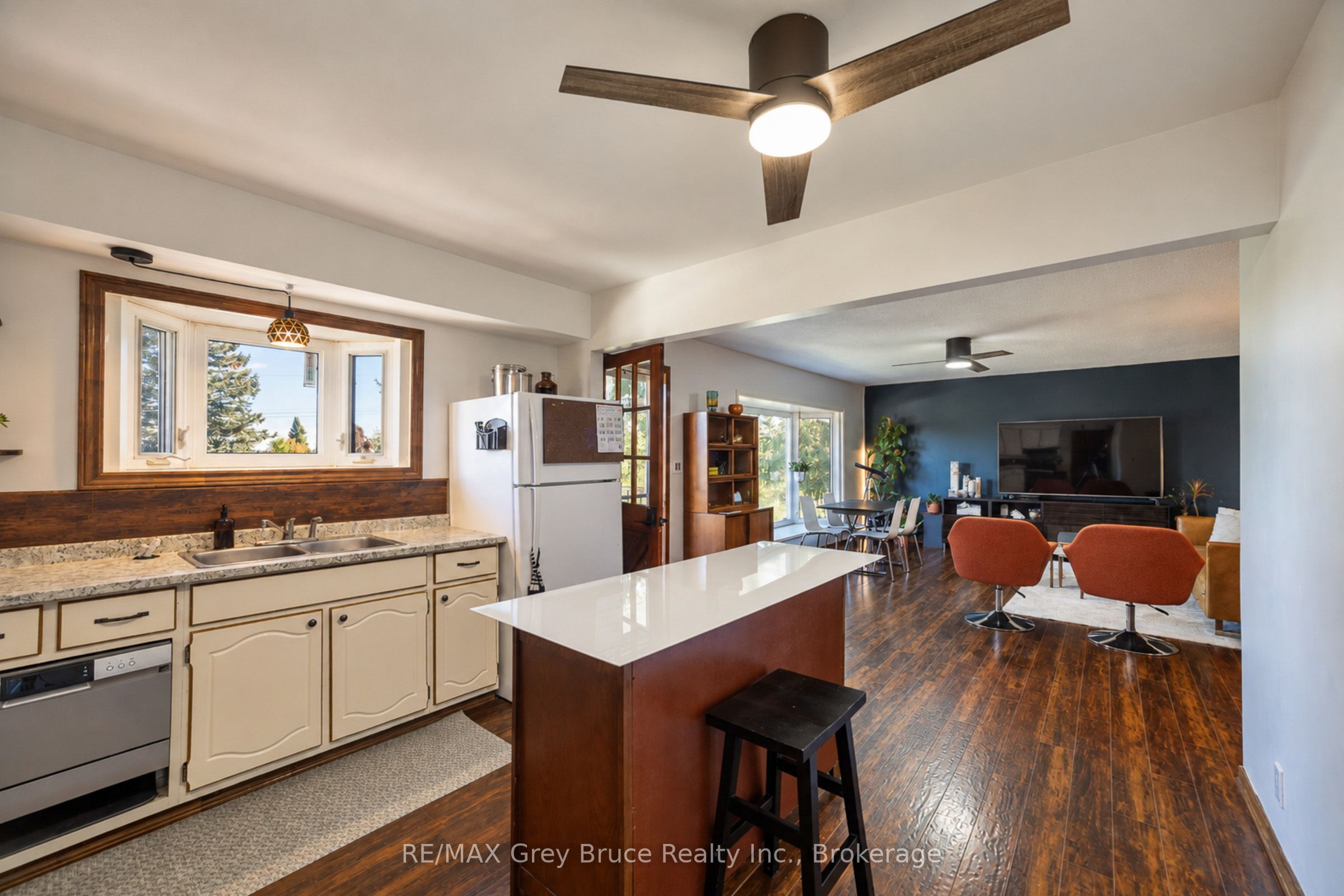 150 Macintosh Drive Property Photo 14