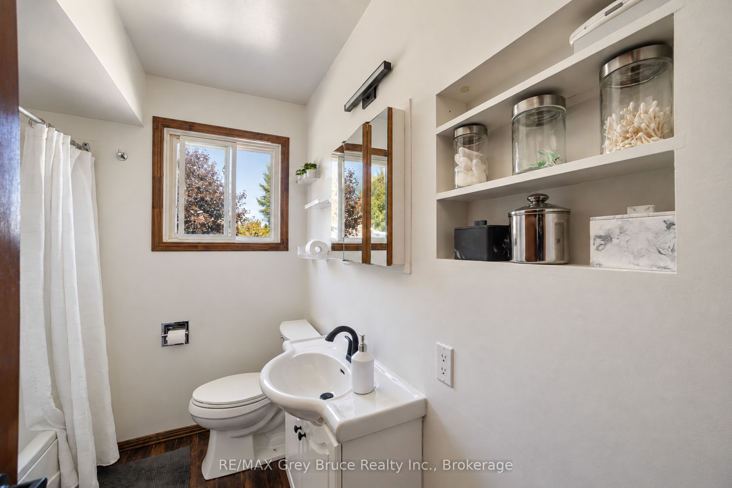 150 Macintosh Drive Property Photo 20