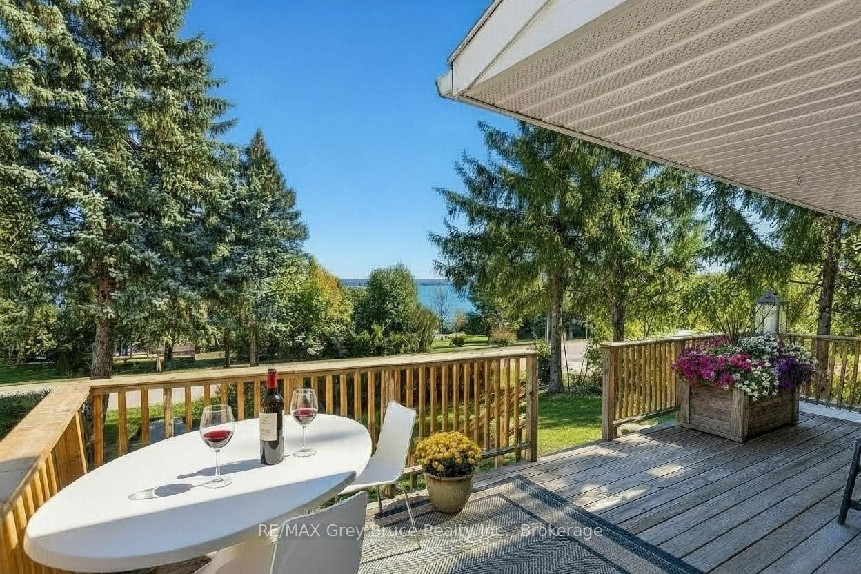 150 Macintosh Drive Property Photo 34