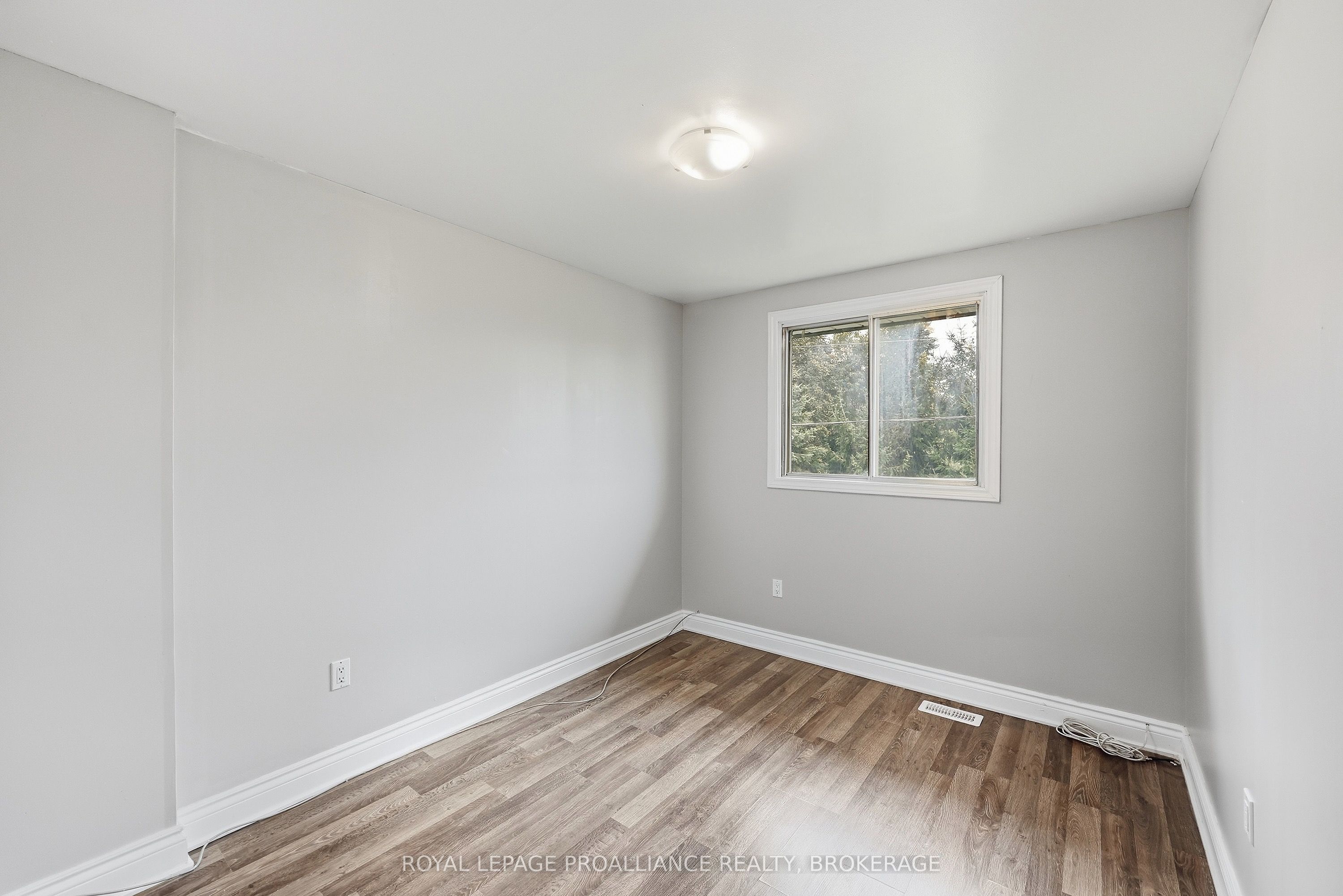 973 Oakview Avenue 61 Property Photo 18