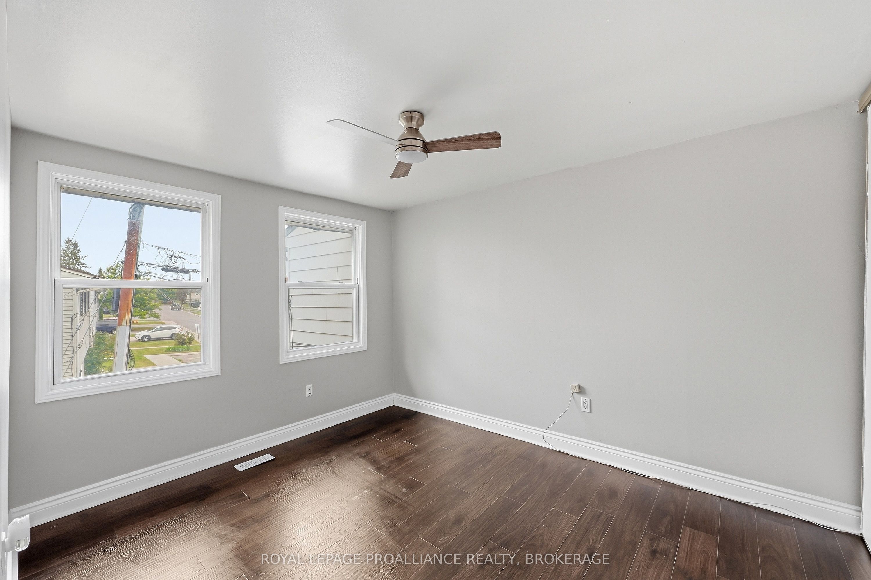 973 Oakview Avenue 61 Property Photo 19