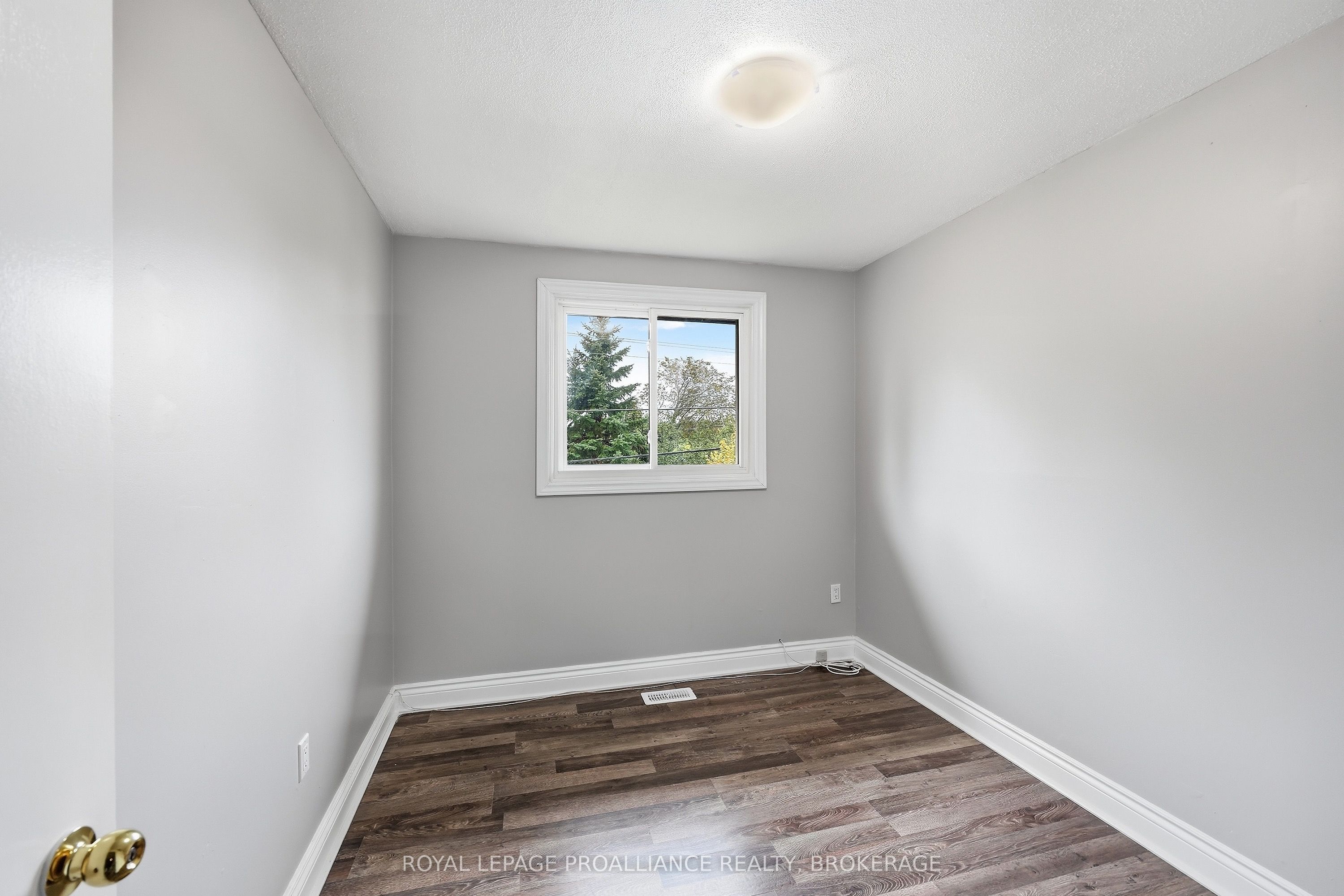 973 Oakview Avenue Property Photo 20