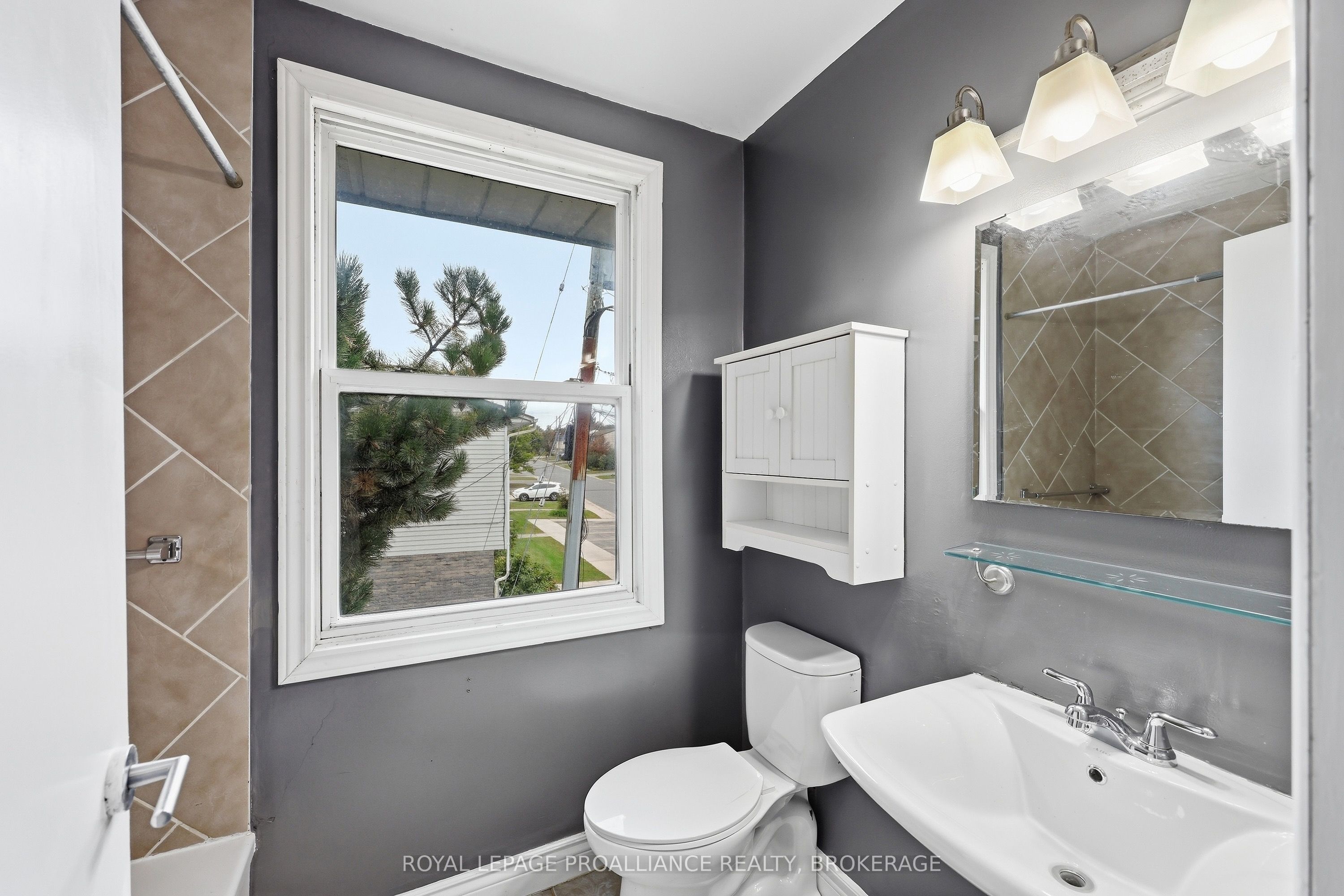973 Oakview Avenue 61 Property Photo 21