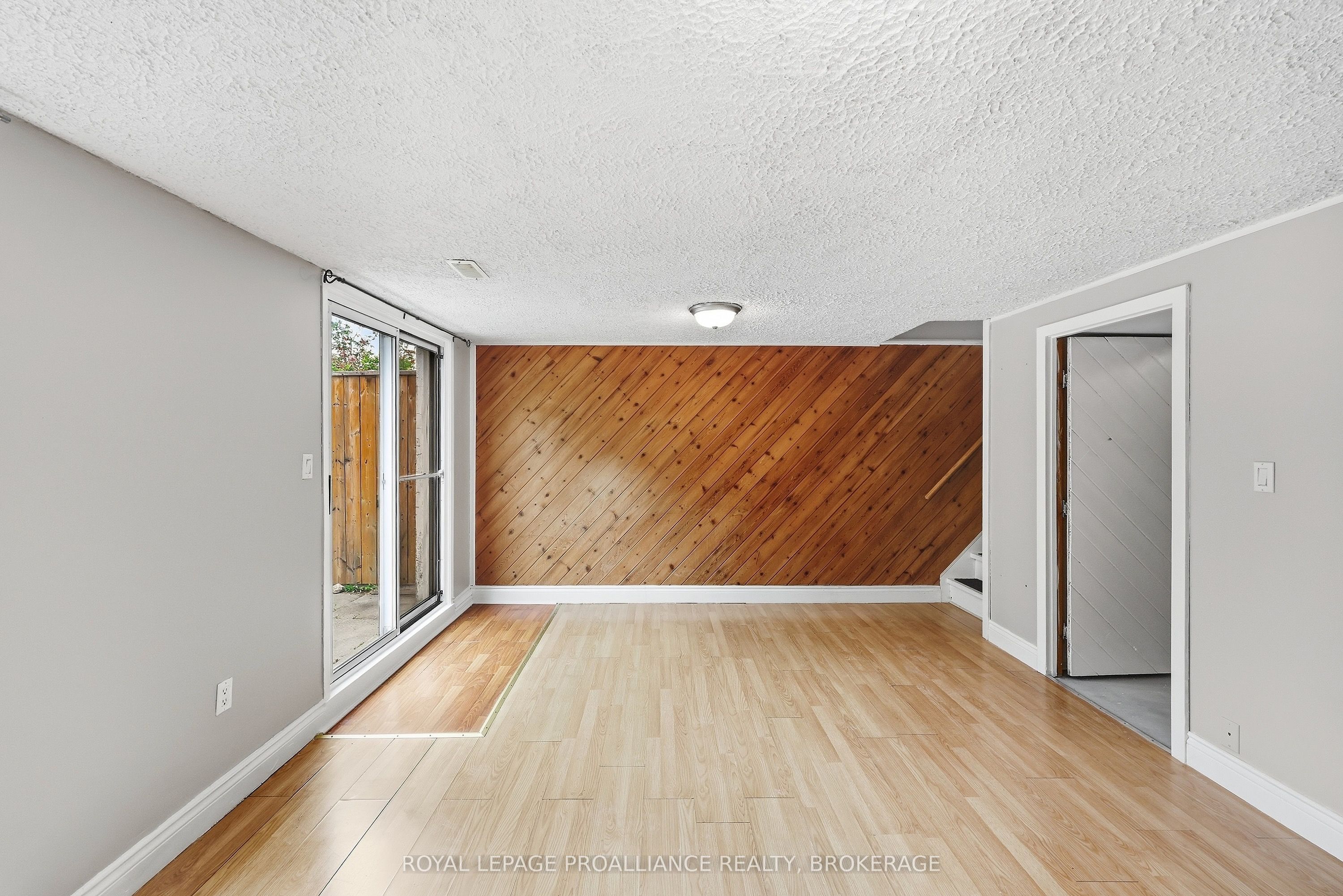 973 Oakview Avenue 61 Property Photo 22