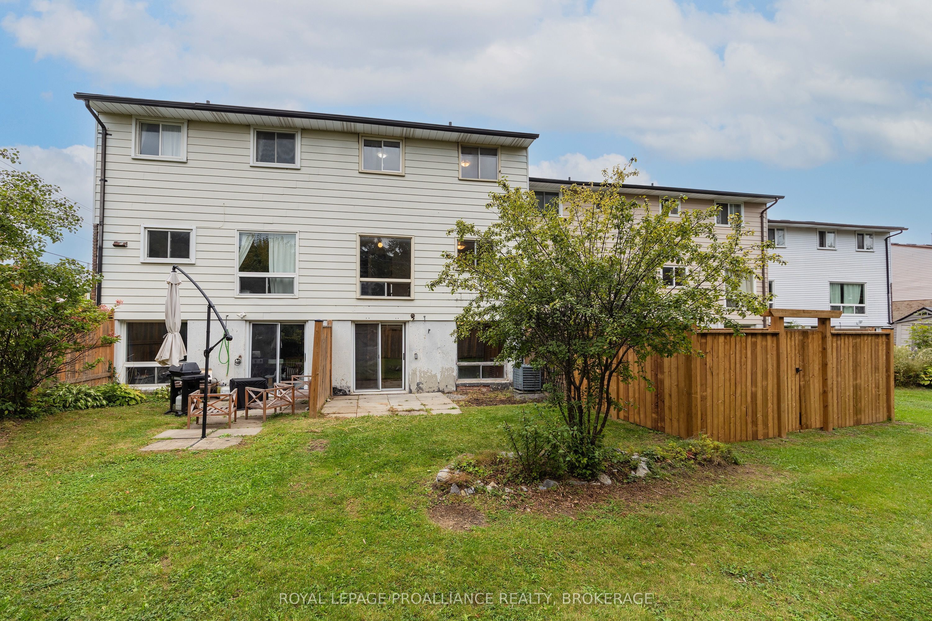 973 Oakview Avenue Property Photo 27