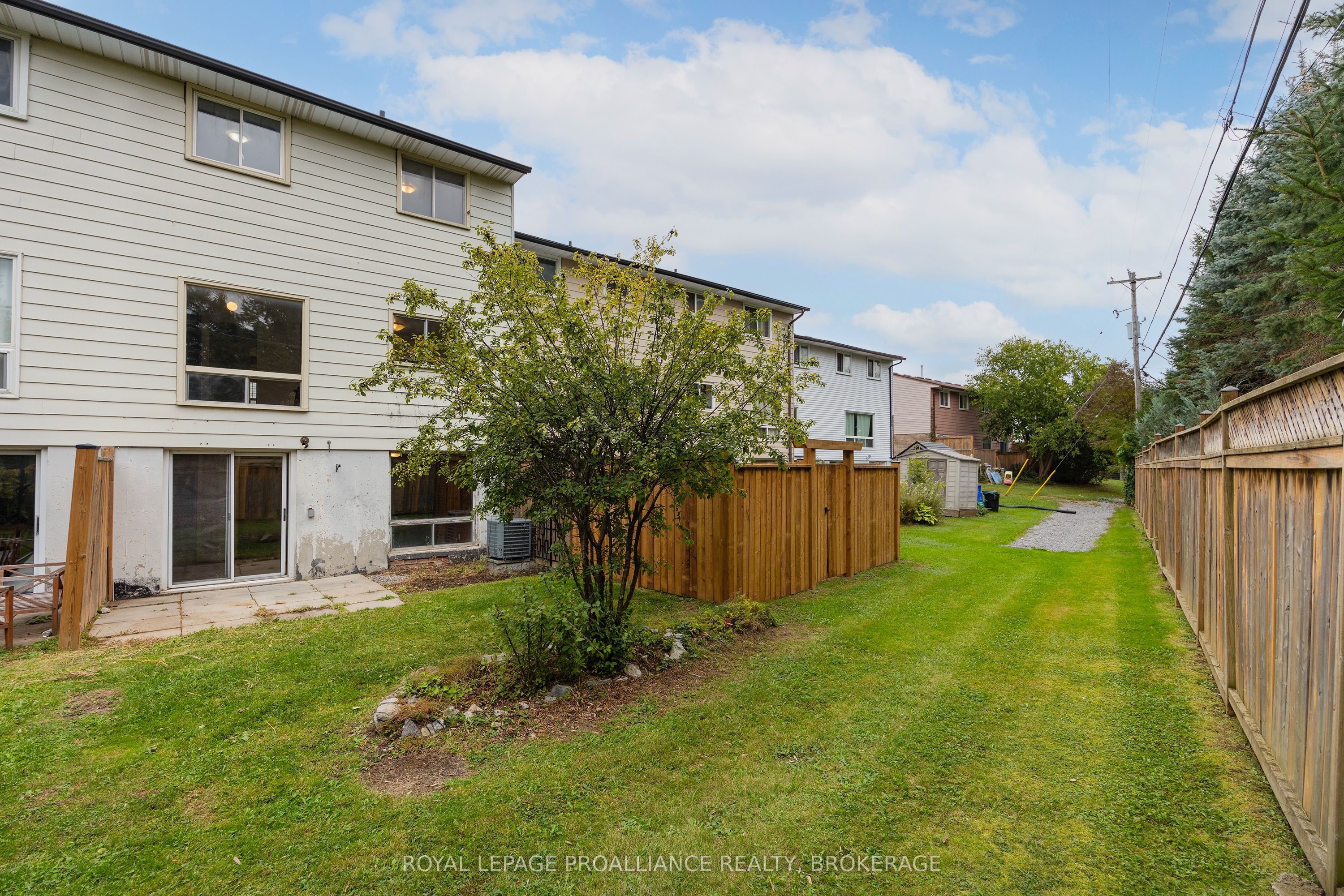 973 Oakview Avenue Property Photo 28