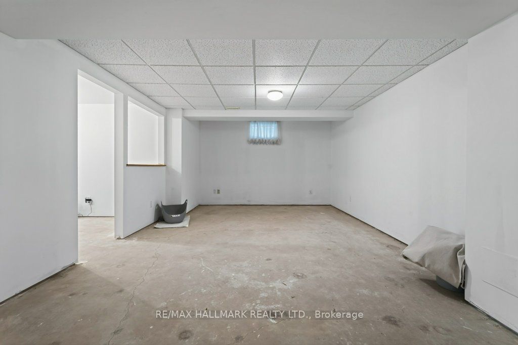 99 Linwell Road 17 Property Photo 19