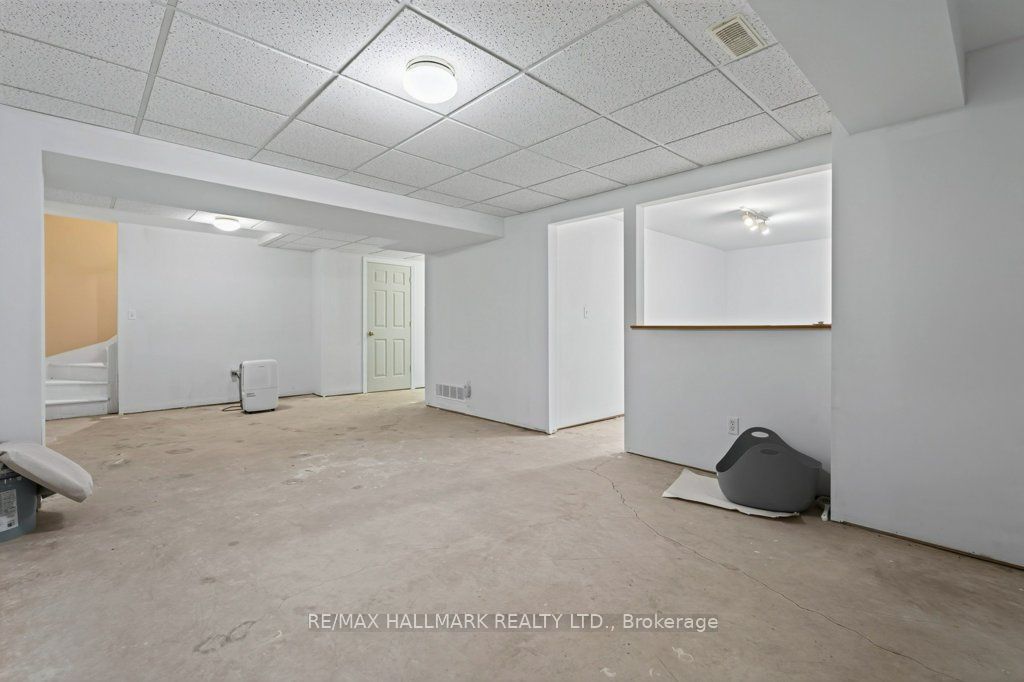 99 Linwell Road 17 Property Photo 21