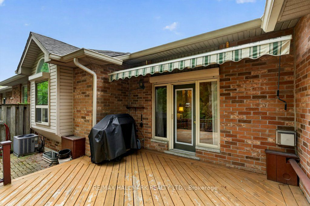 99 Linwell Road 17 Property Photo 28