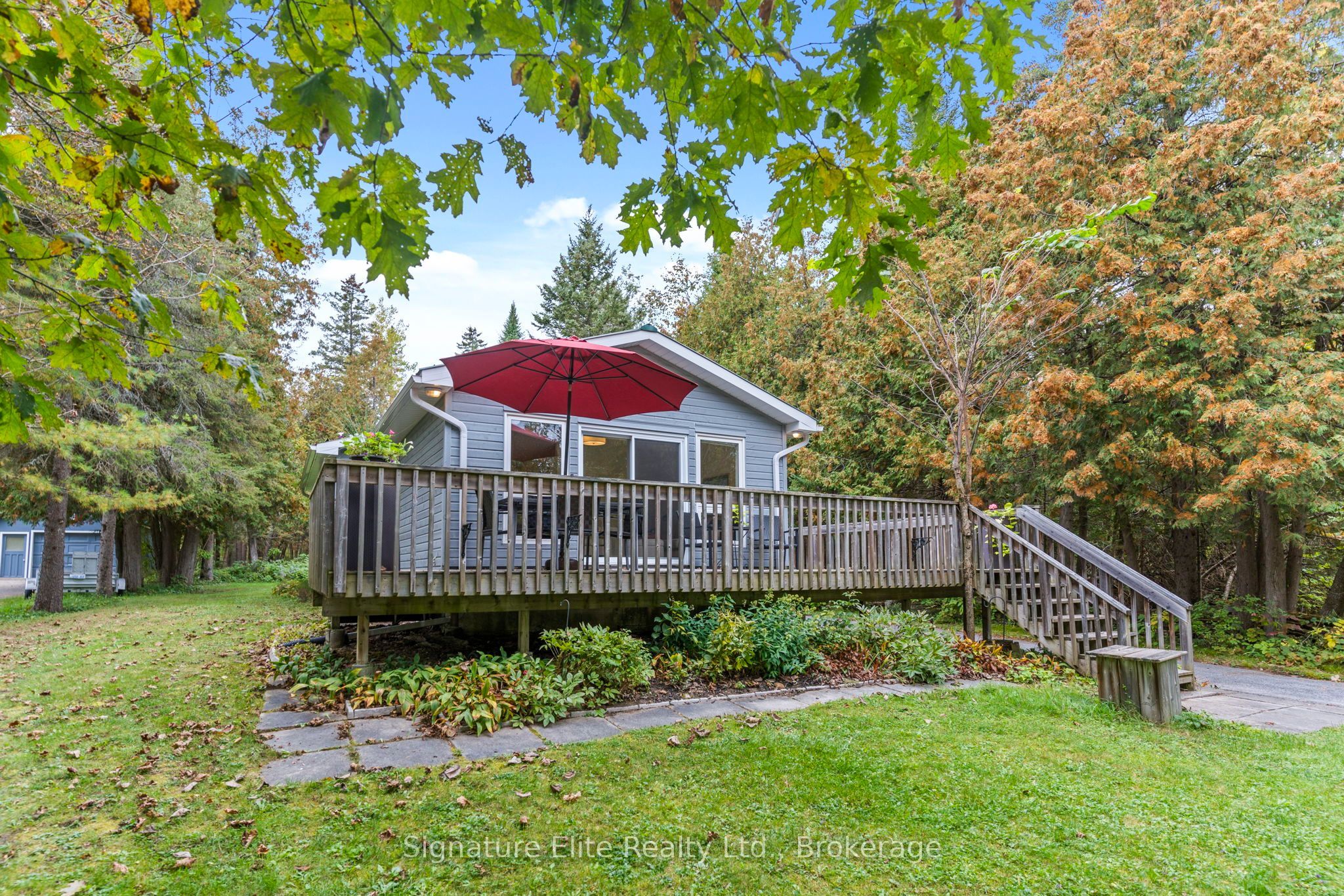 985 North Bay Drive Property Photo 15