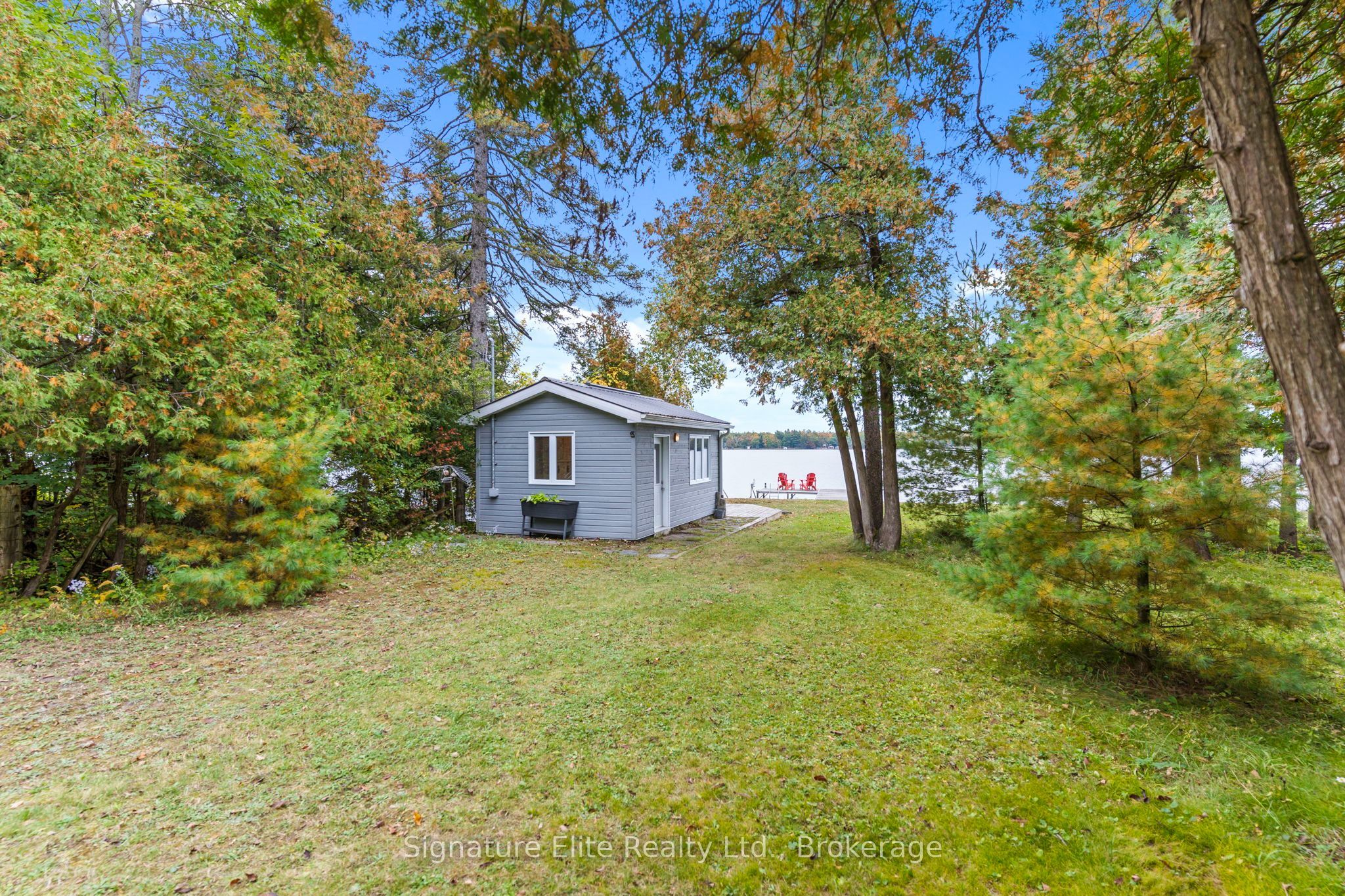 985 North Bay Drive Property Photo 16