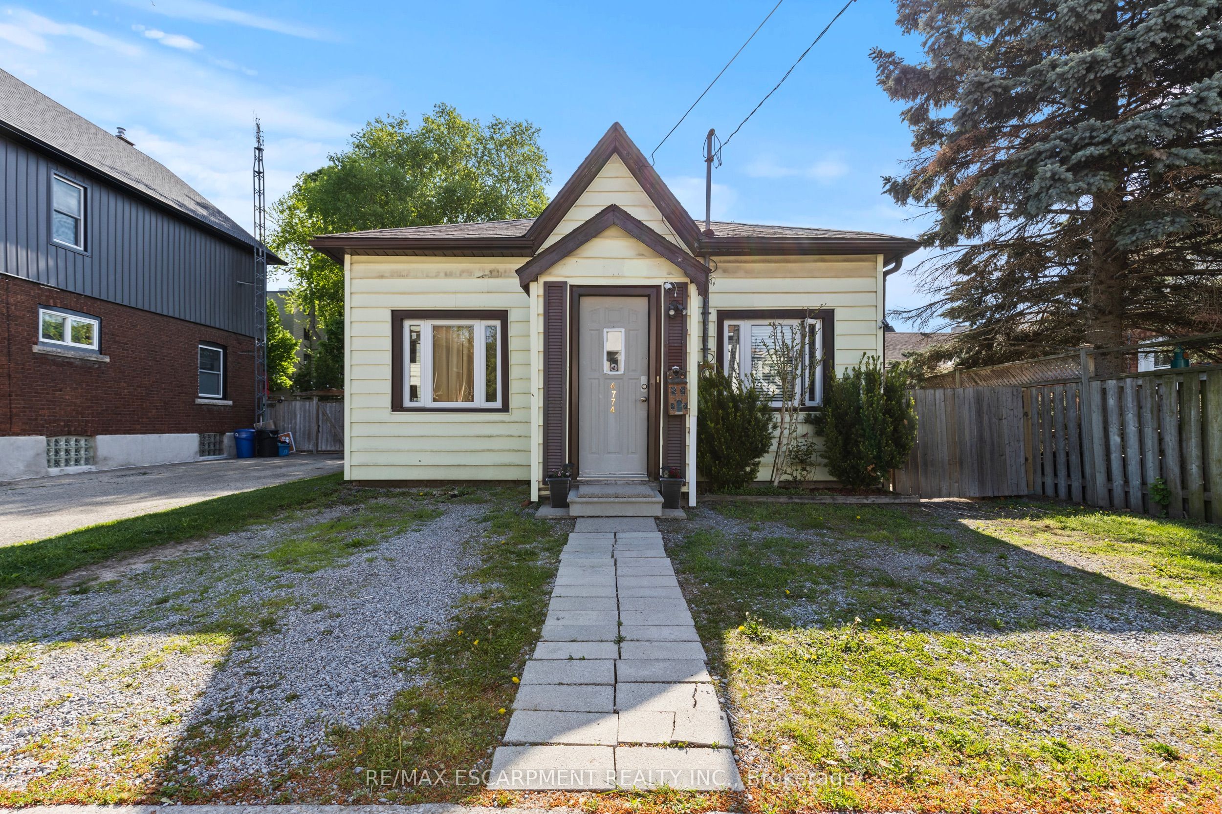 4774 Saint Clair Avenue Property Photo 1