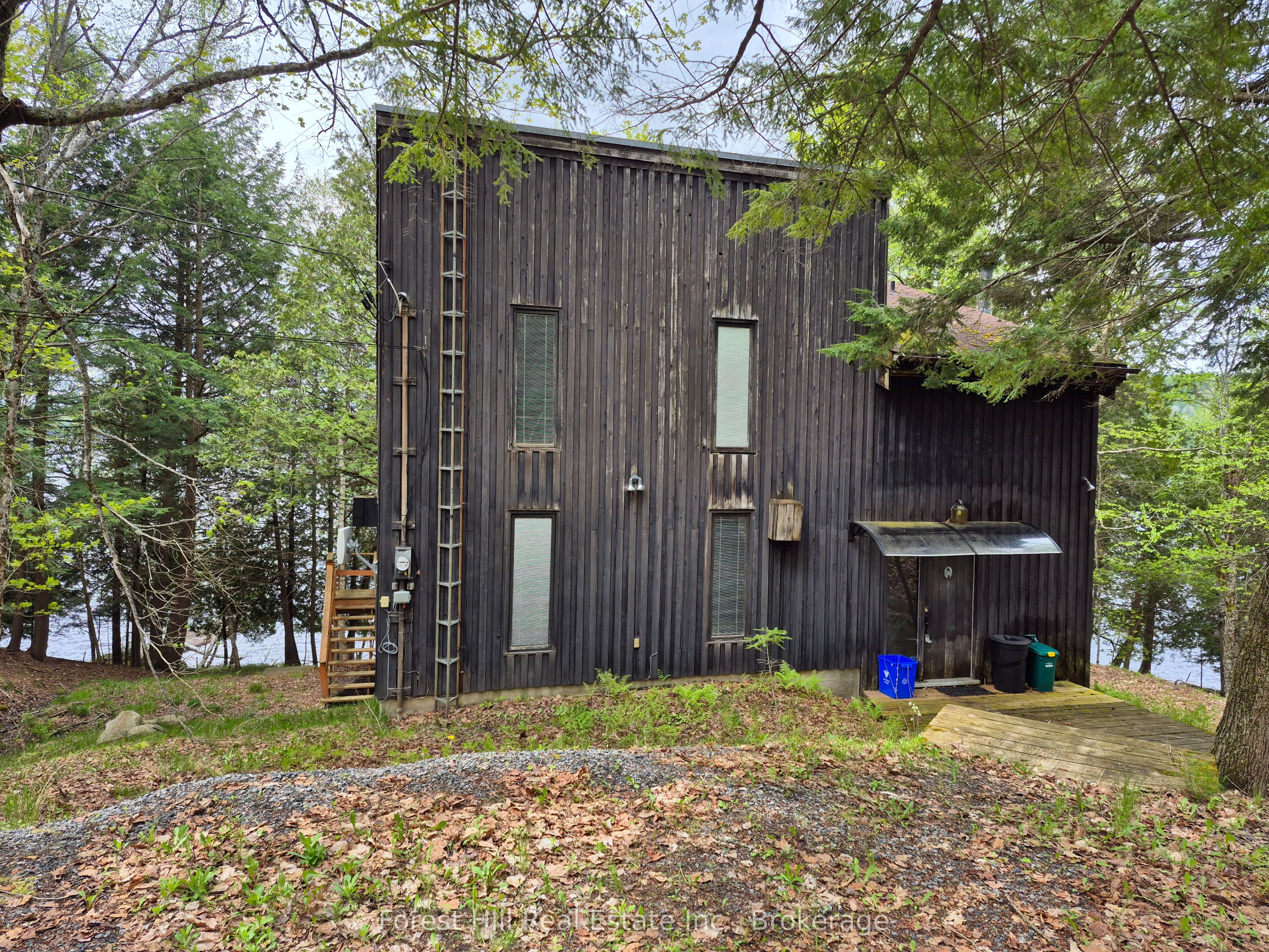 160 West Point Sands Road Property Photo 3