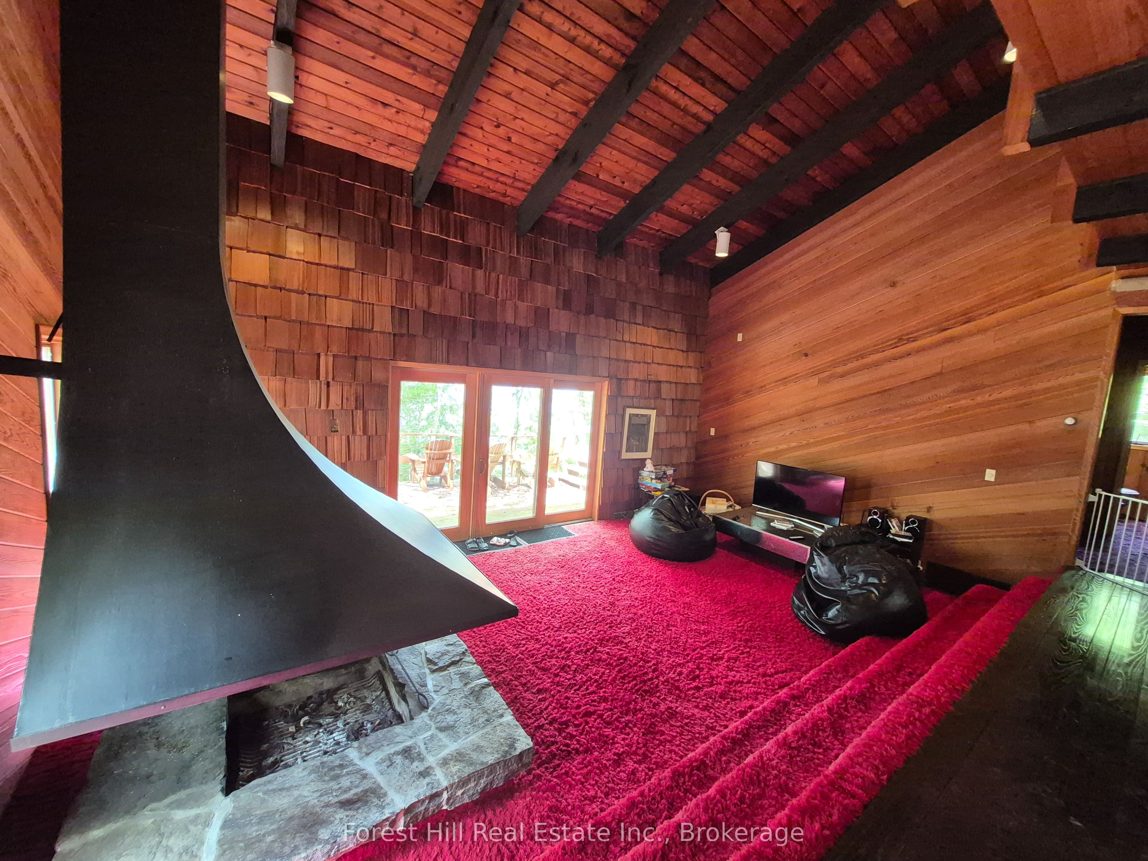 160 West Point Sands Road Property Photo 6