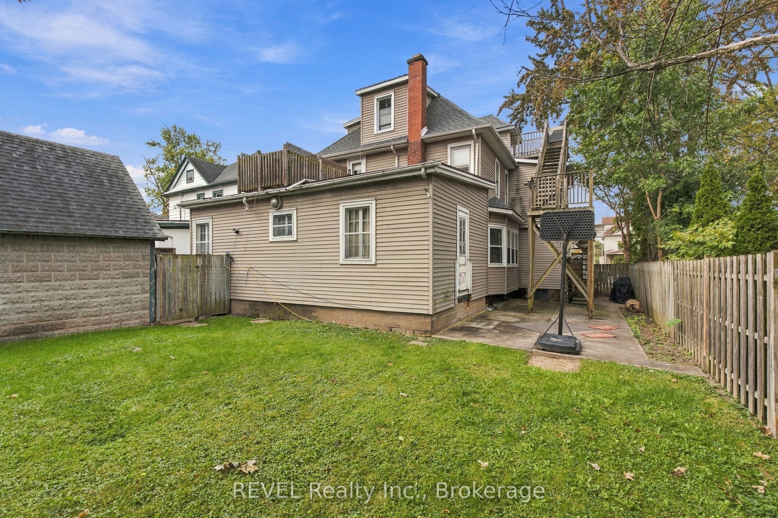 132 Hellems Avenue Property Photo 10