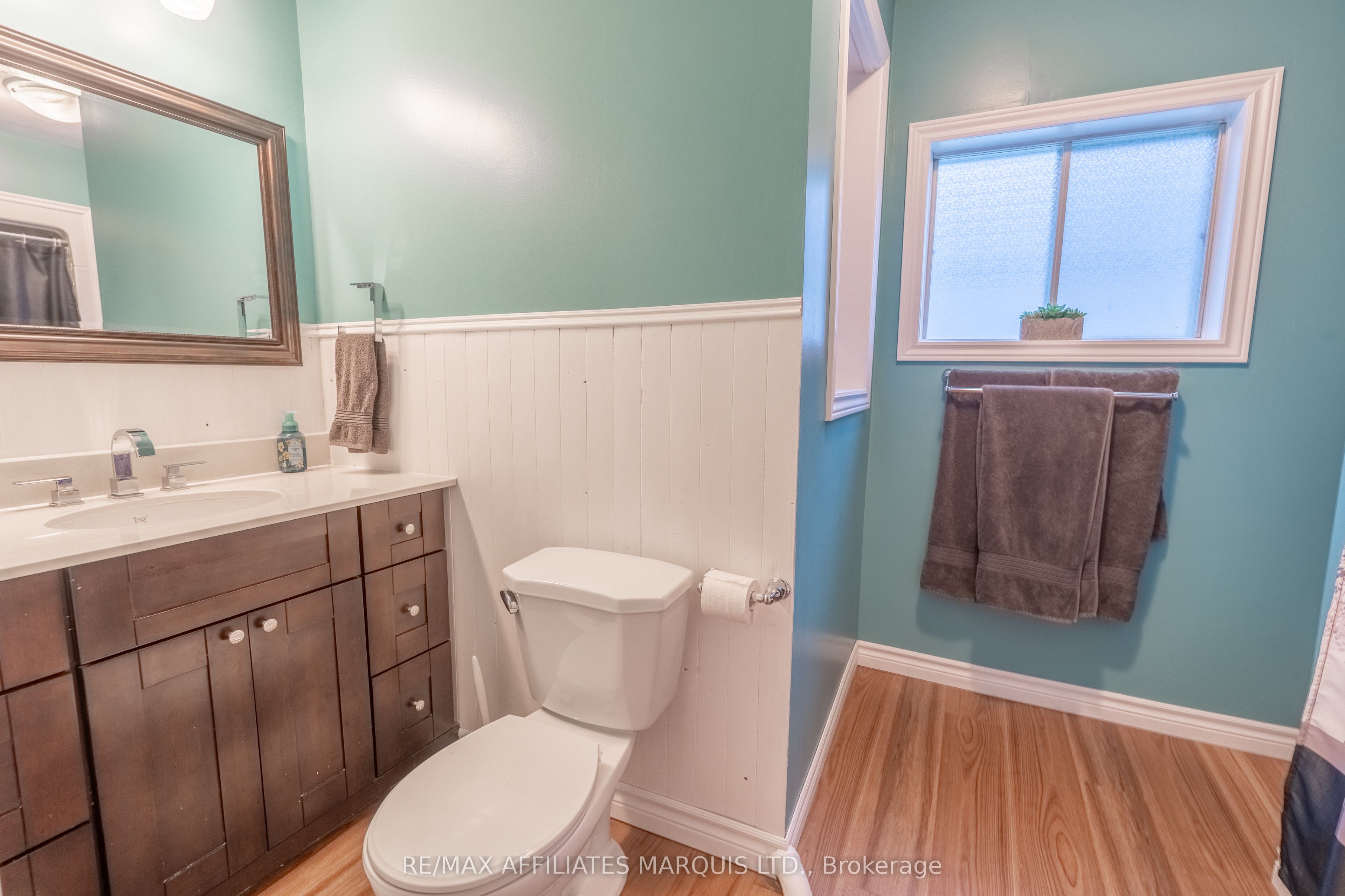 311 Fourth Street W Property Photo 19