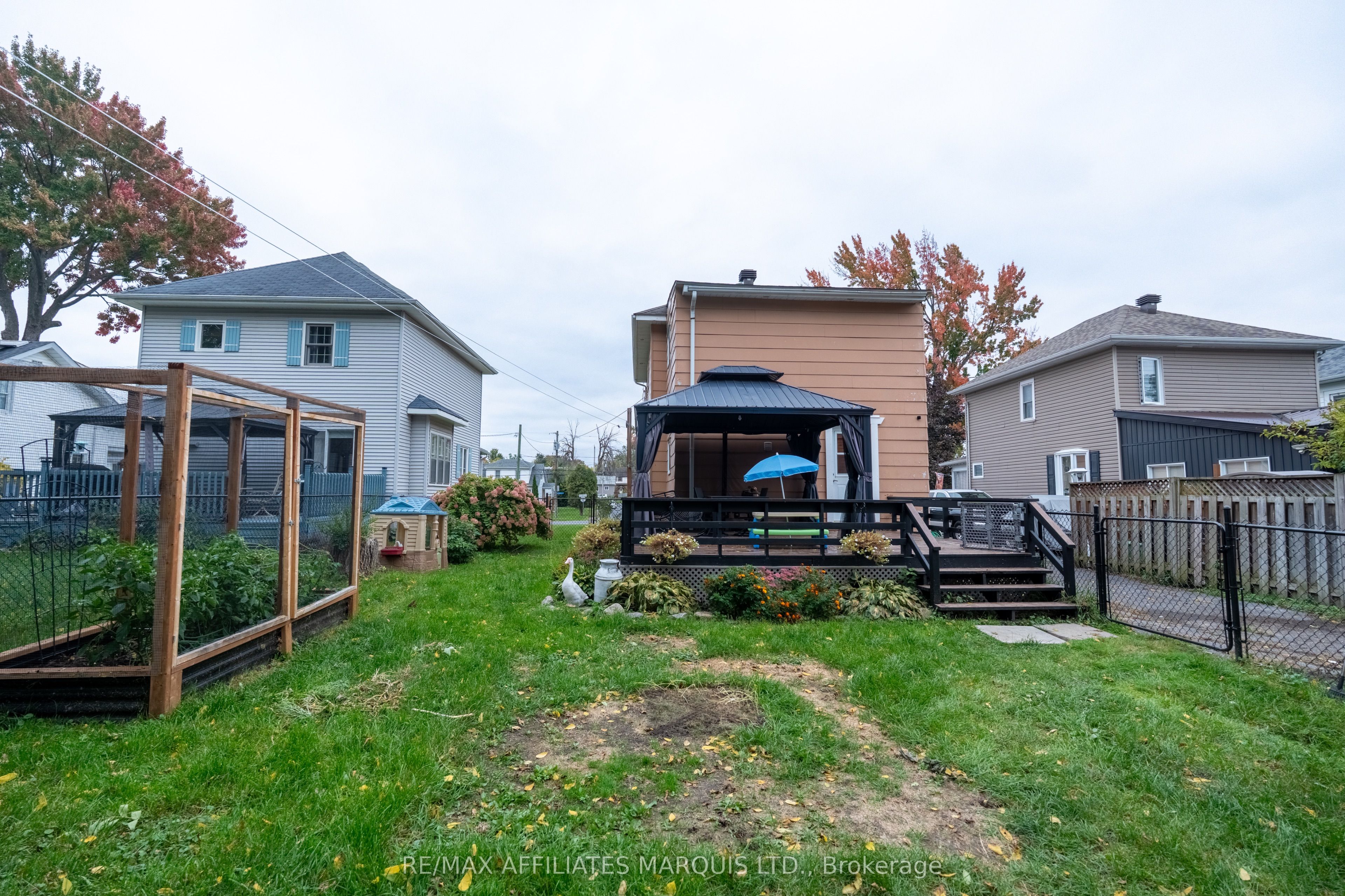 311 Fourth Street W Property Photo 29